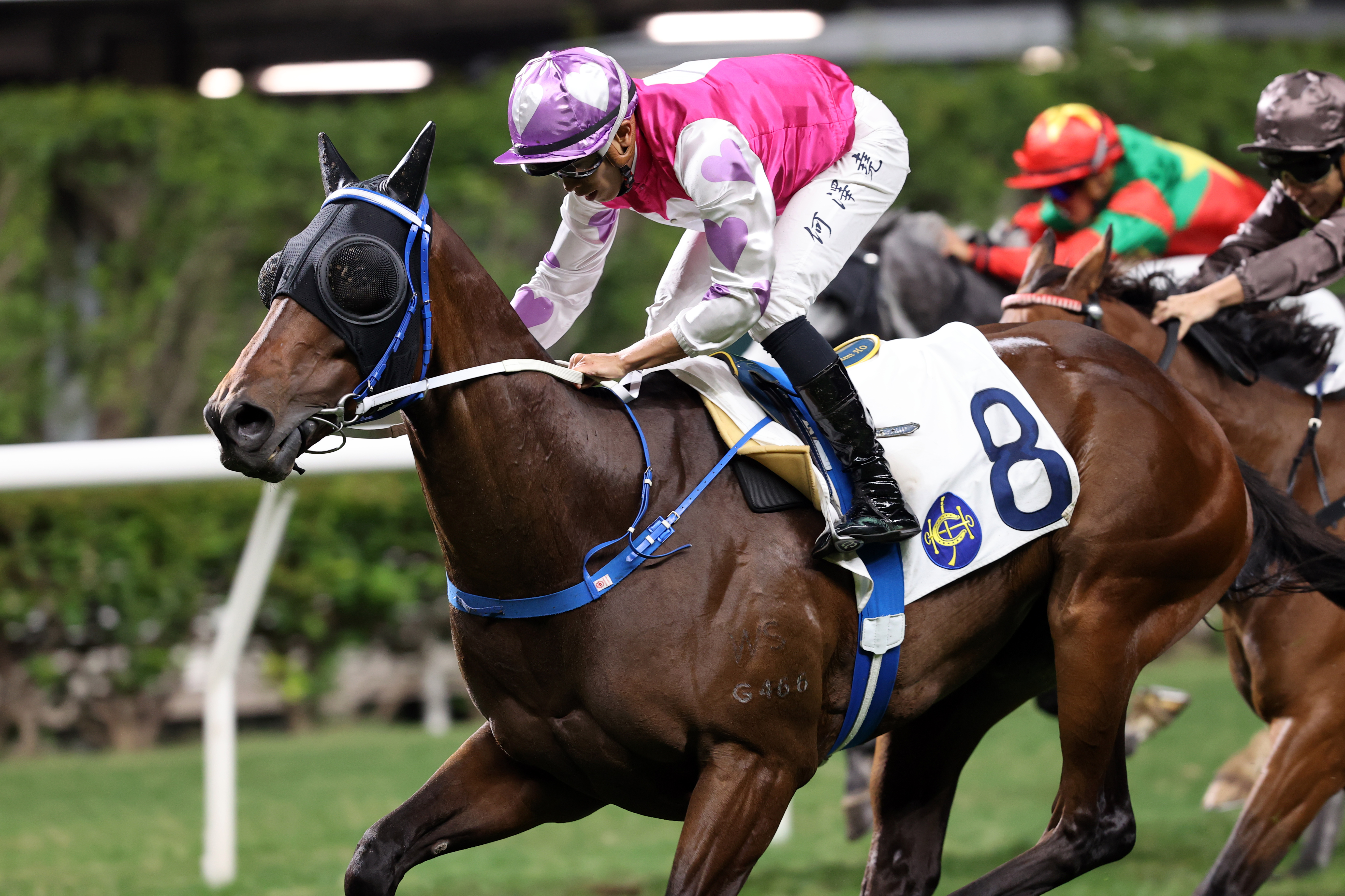 Teetan Ho and Hewitson claim LONGINES International Jockeys