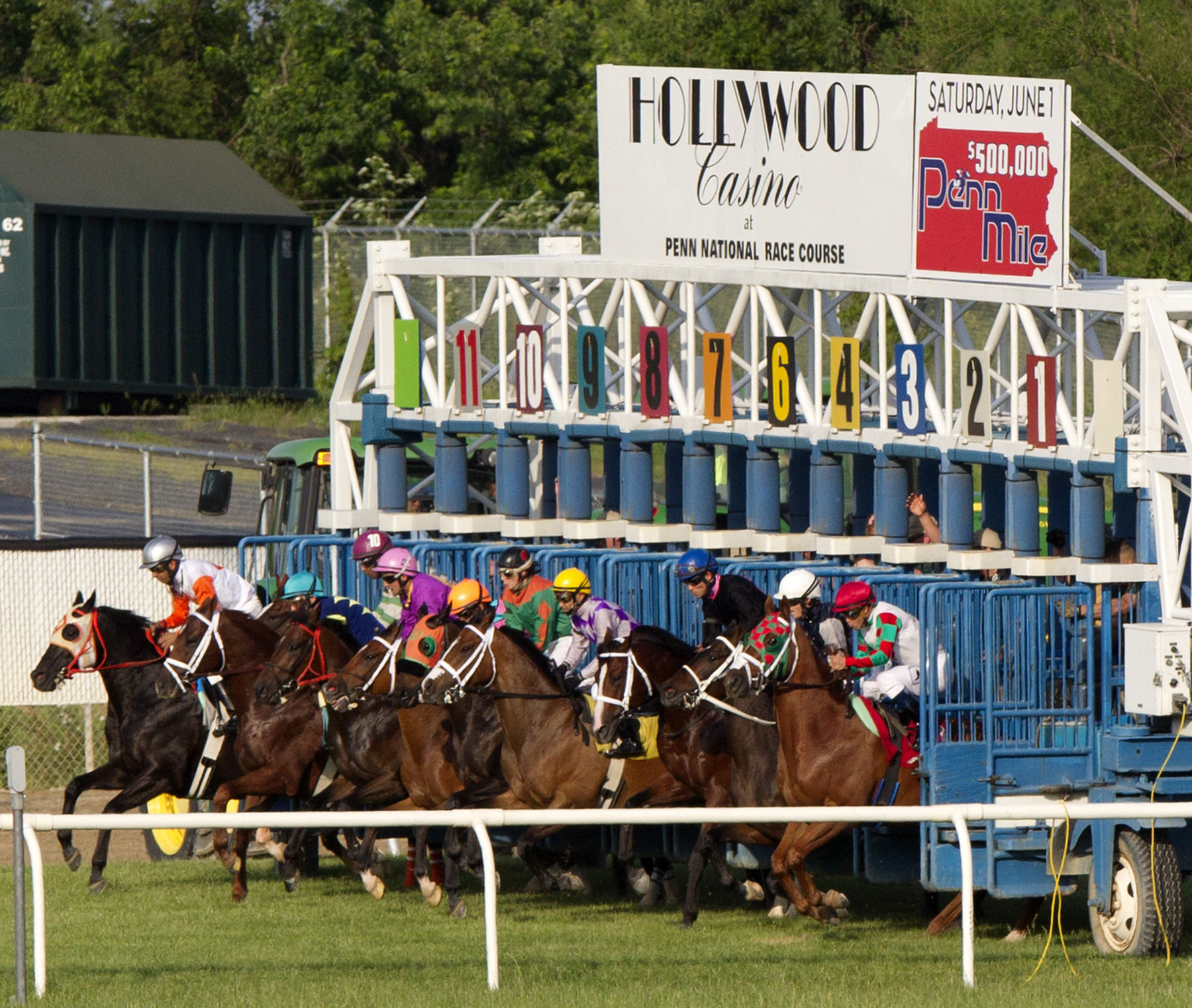 Penn National Race Course Picks & Live Horse Racing Track News