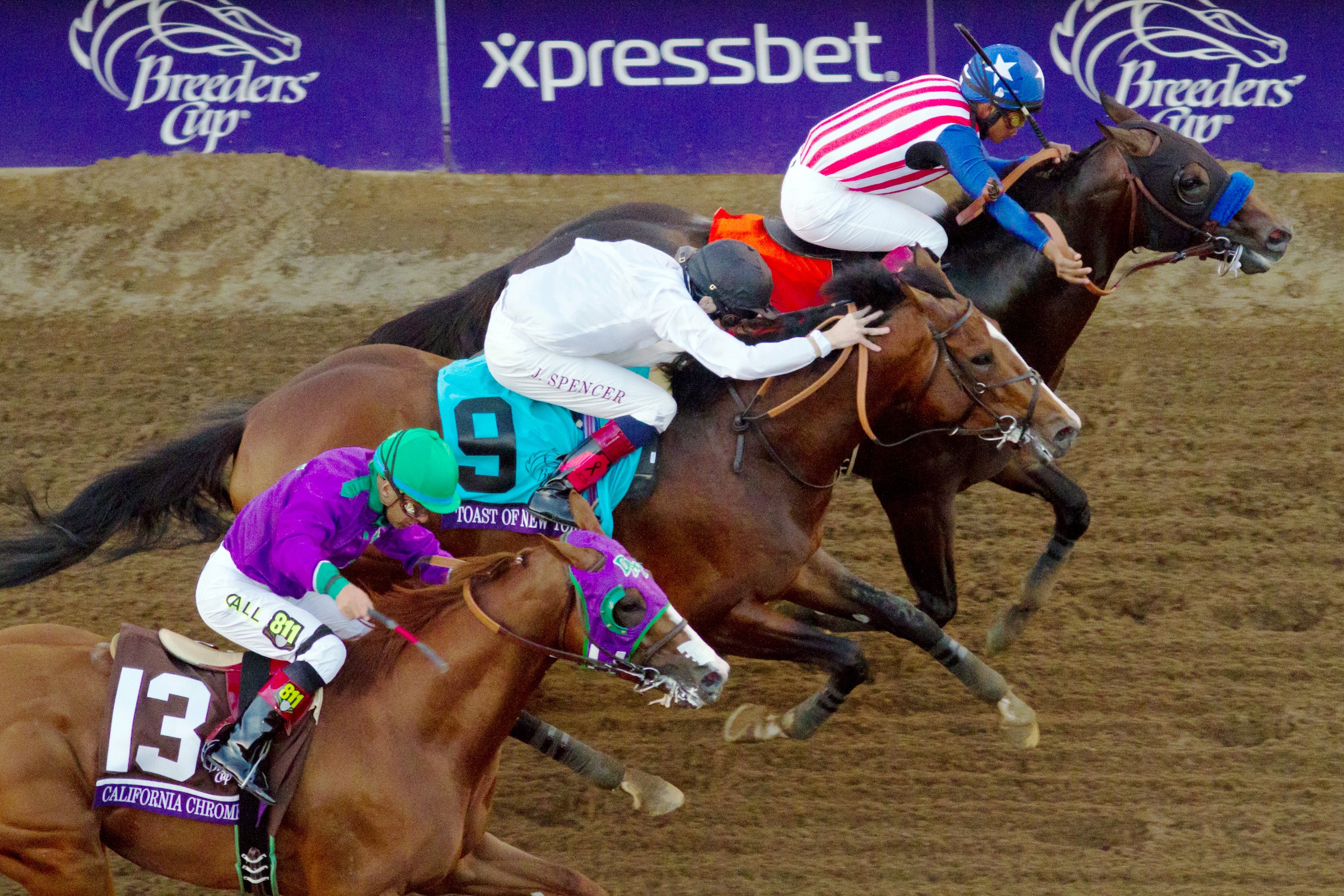 Bayern edges Toast of New York to win the Classic