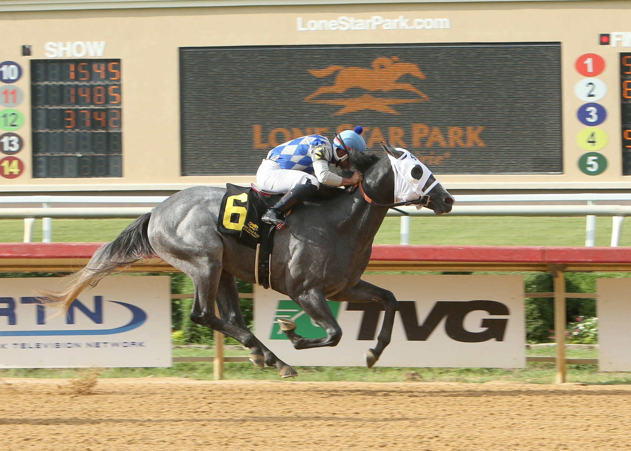 Tengo Mis Papeles wins Texas Thoroughbred Futurity 7-10-2021