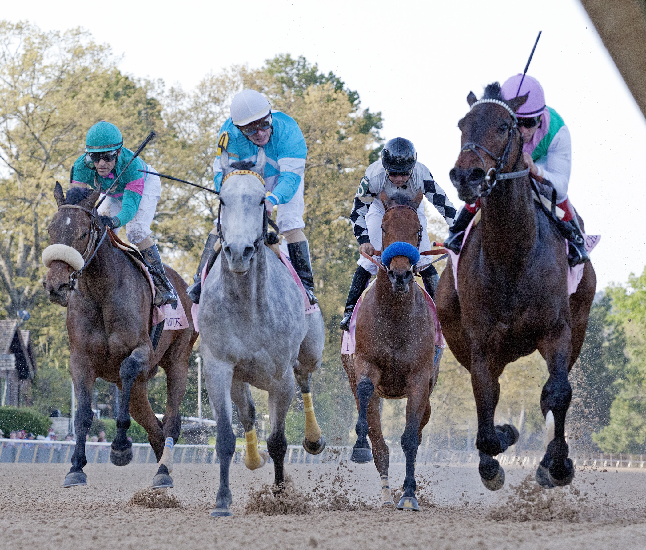 Close Hatches 4-11-2014