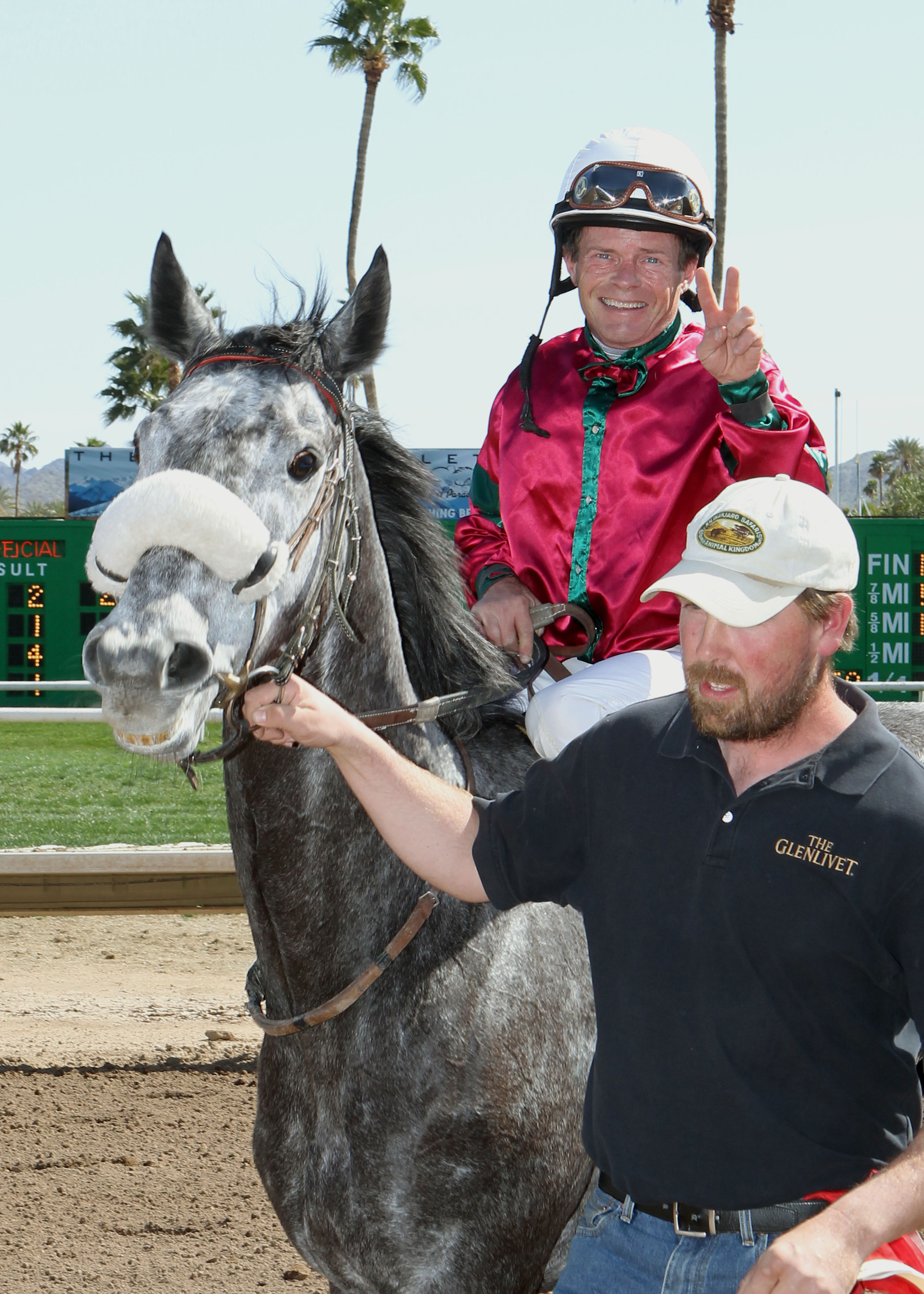 Dennis Collins/2000th win