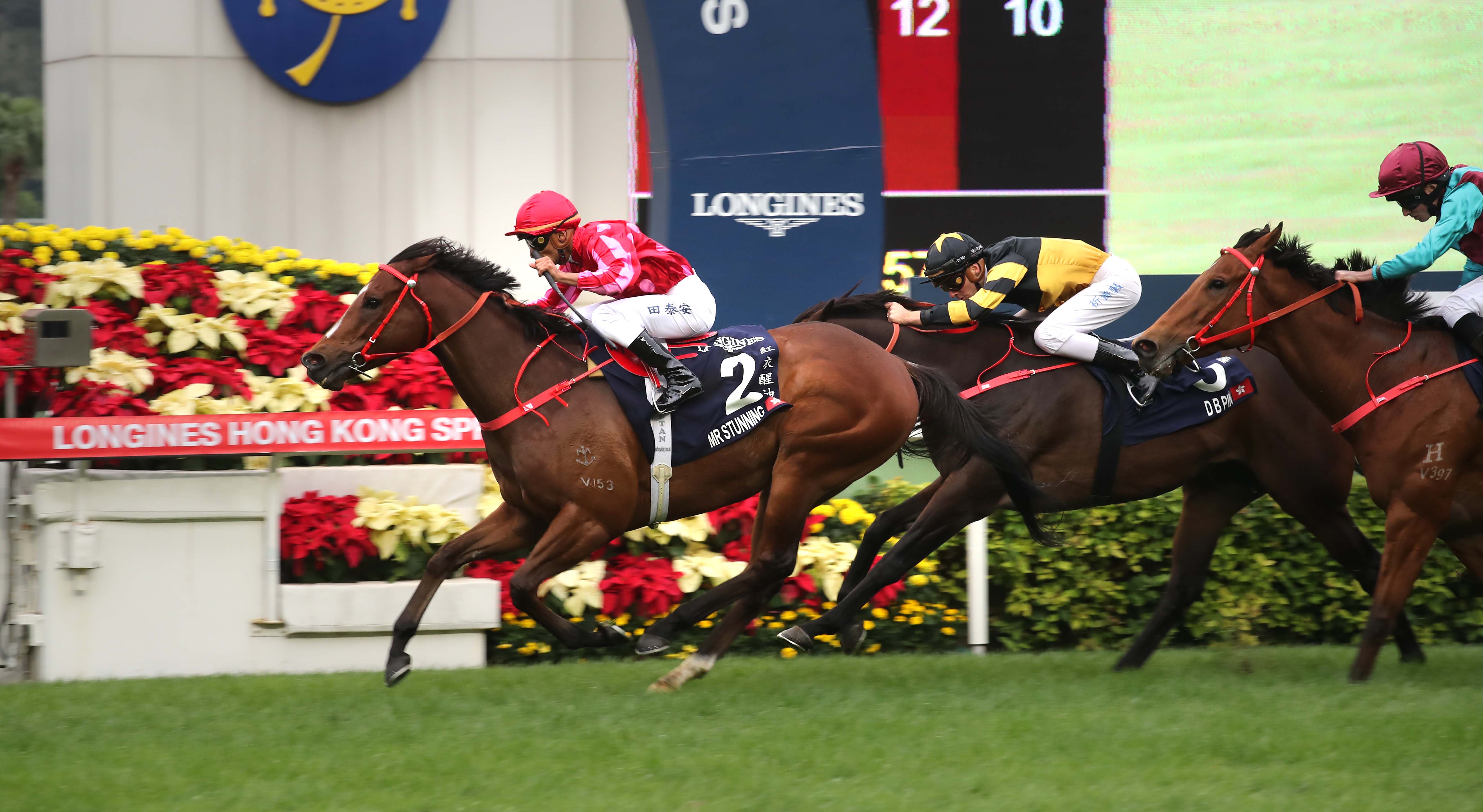 Mr. Stunning wins 2018 Hong Kong Sprint