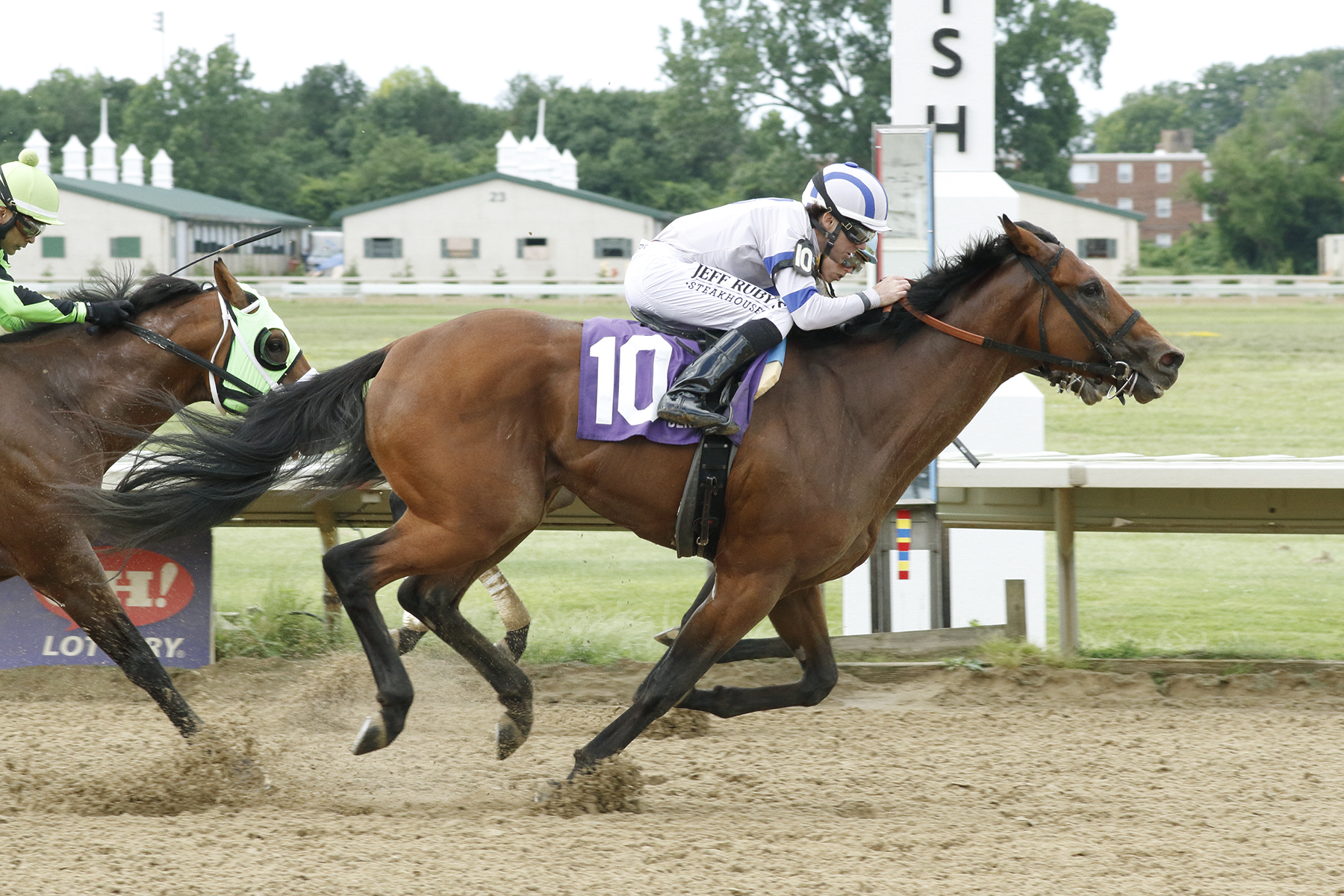 Core Beliefs wins the 2018 Ohio Derby