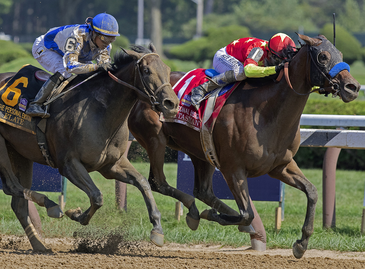 Abel Tasman beats Elate in the 2018 Personal Ensign