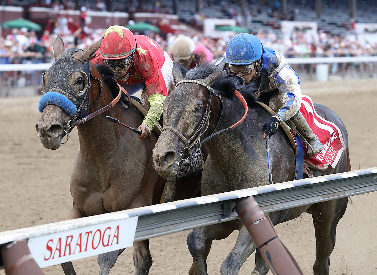 Abel Tasman beats Elate in the 2017 CCA Oaks