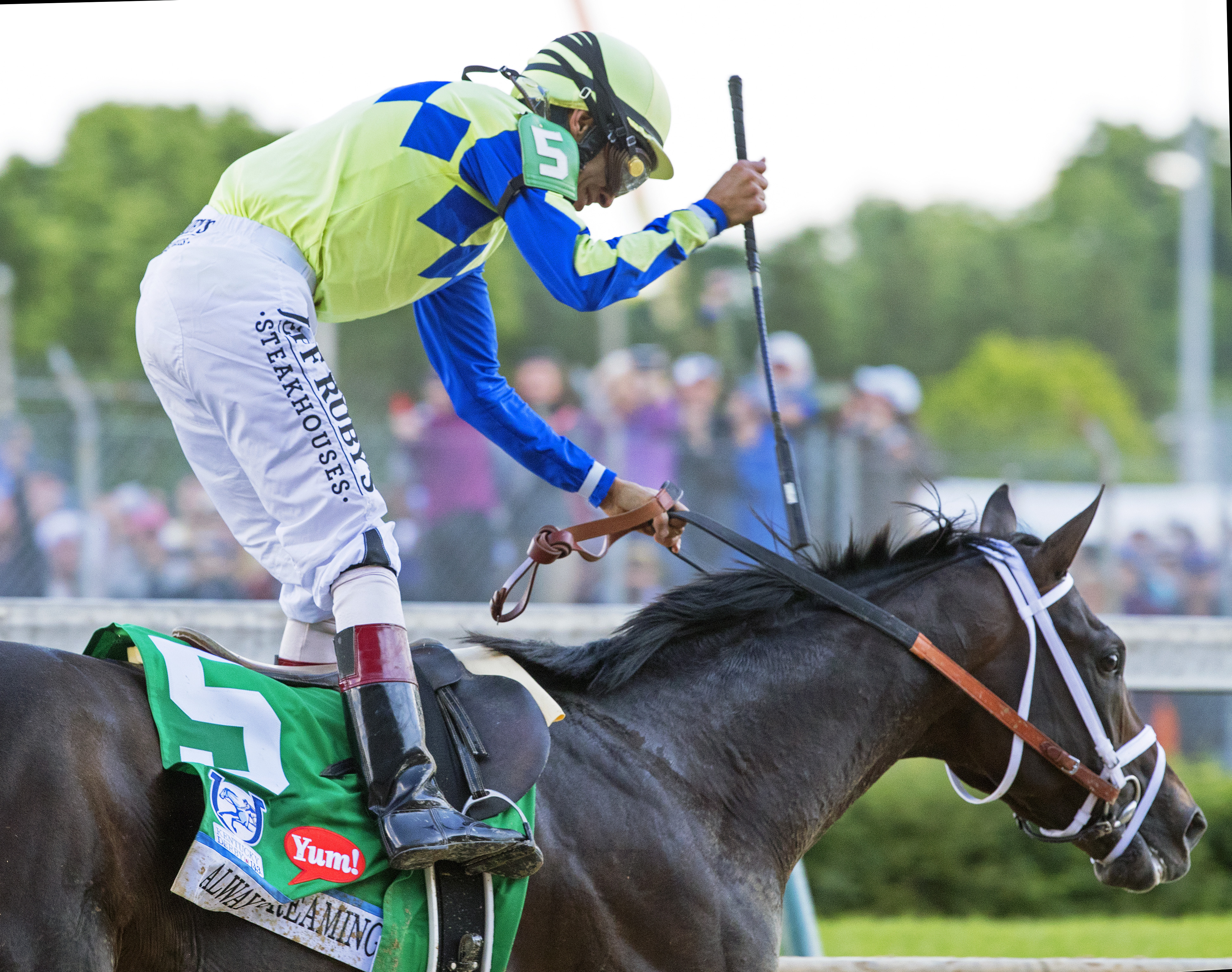 Always Dreaming wins the Kentucky Derby