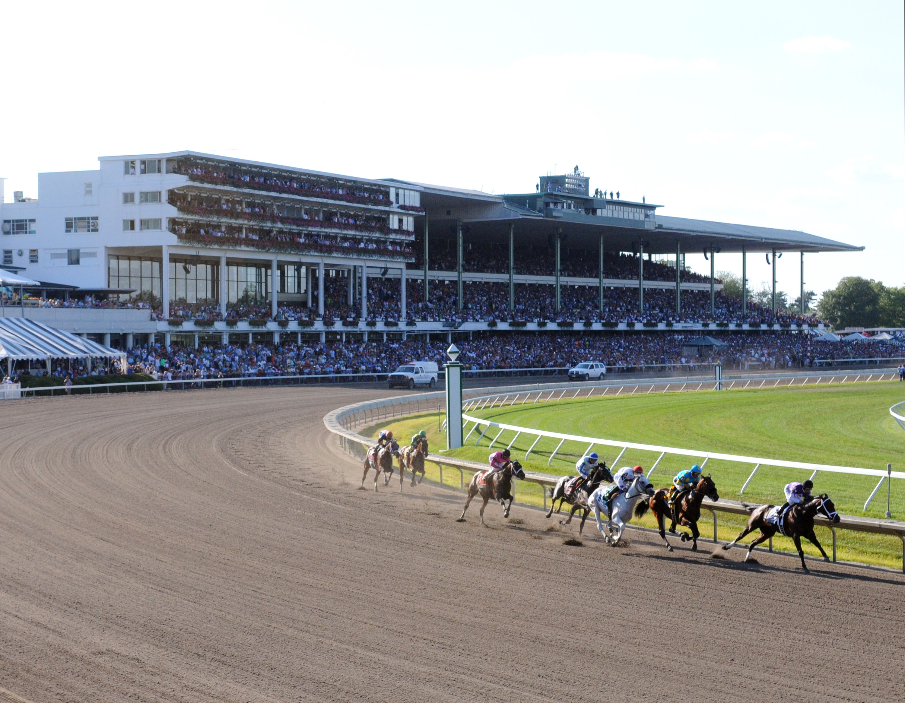 Monmouth Park dirt race