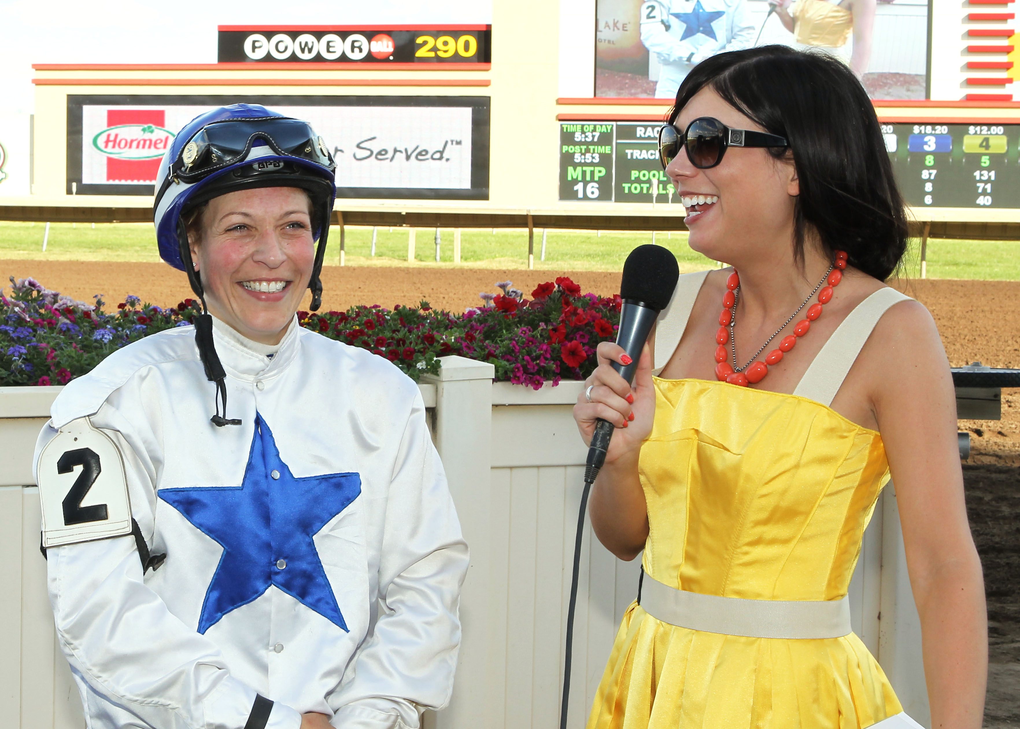 Angela Hermann (right), Lori Keith (left)