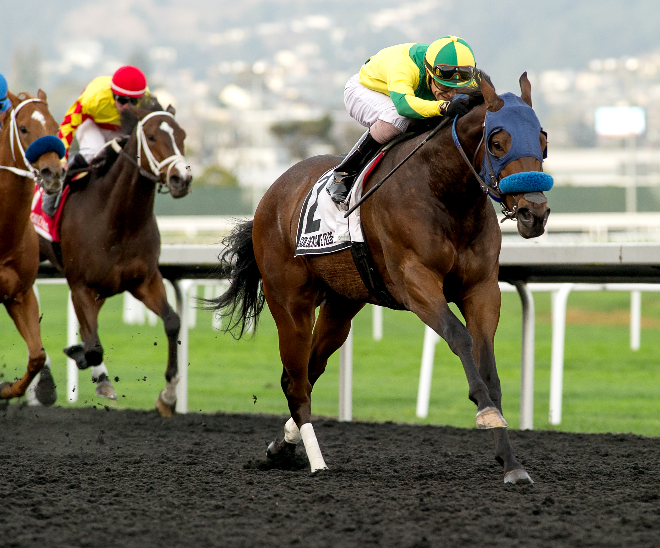 Baja Sur wins the 2019 Oakland Stakes