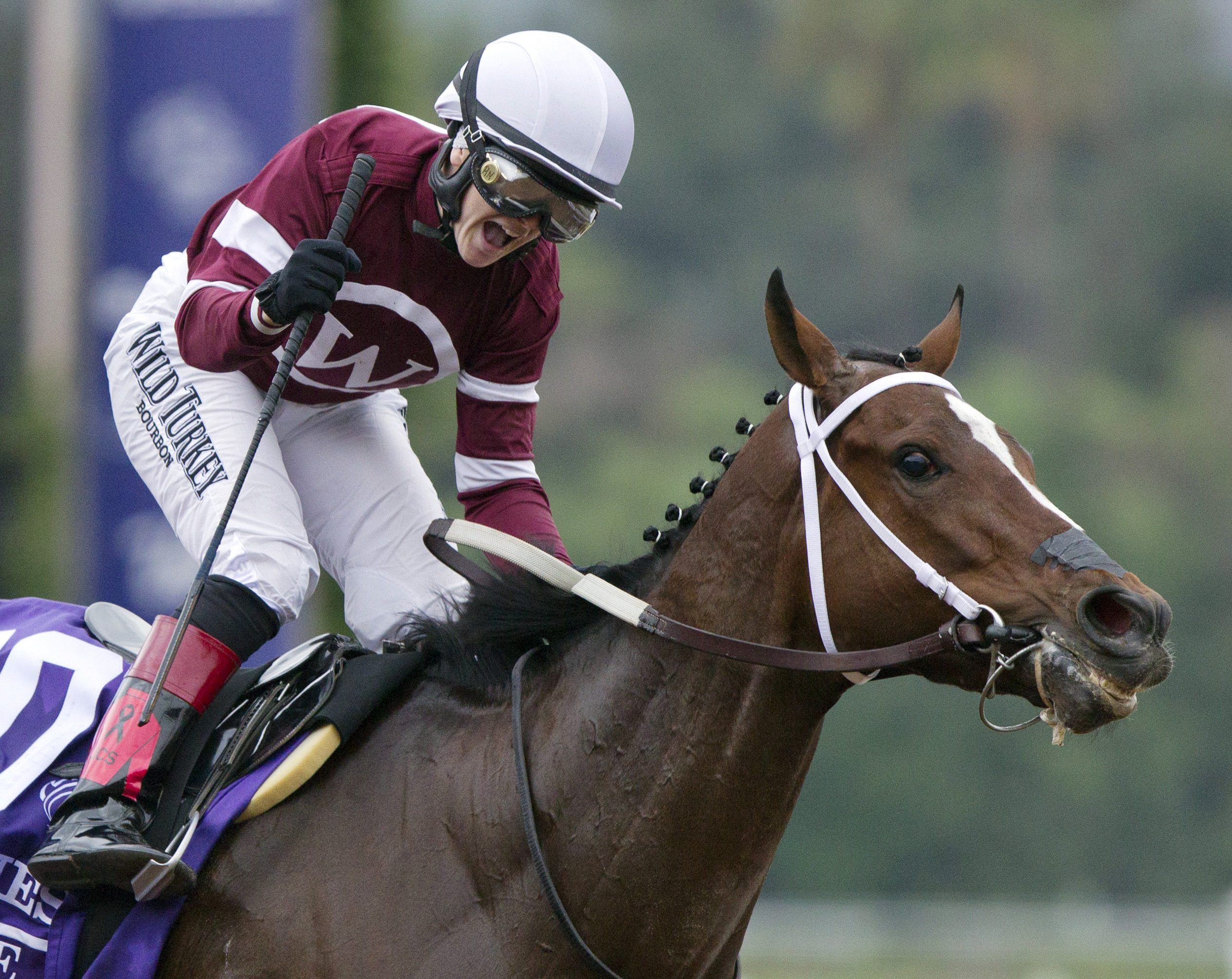 Untapable wins the Breeders' Cup Distaff