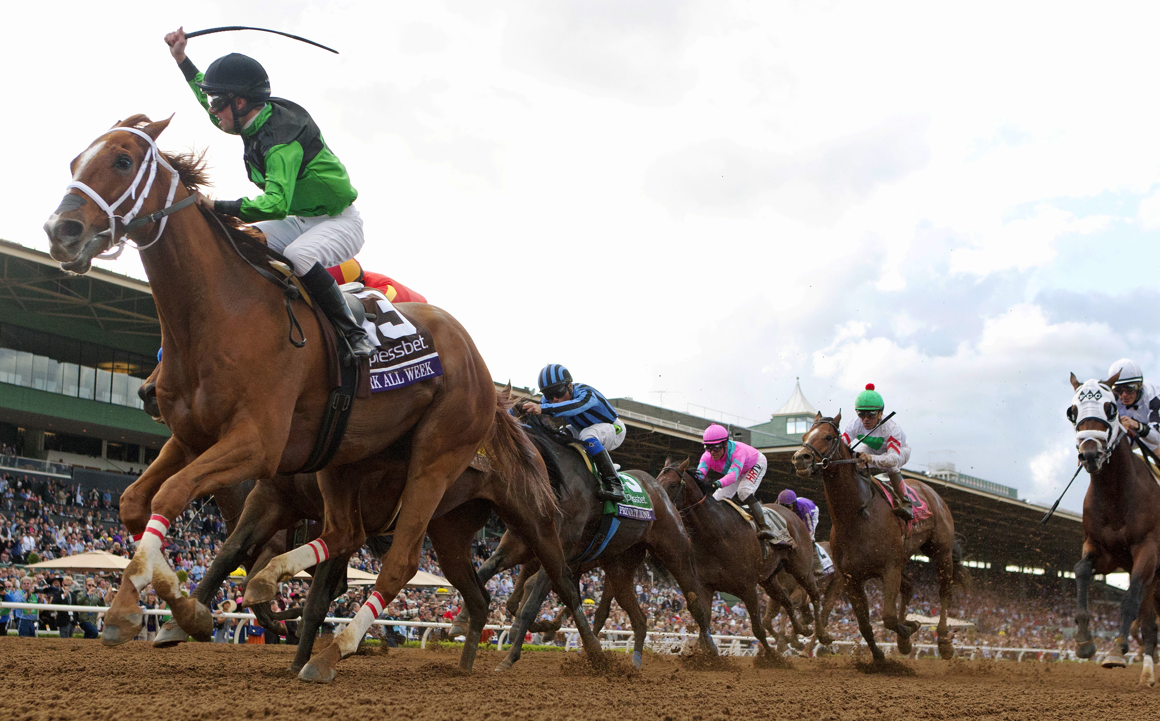 Work All Week wins the Breeders' Cup Sprint