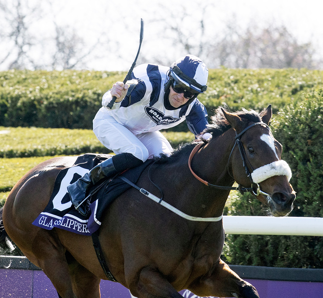 Glass Slippers wins the 2020 Breeders' Cup Turf Sprint at Keeneland