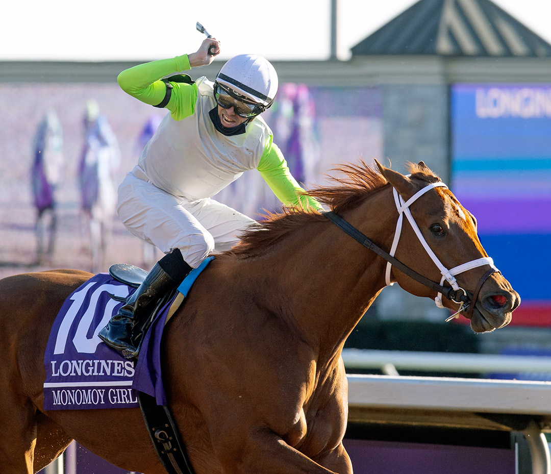 Monomoy Girl wins the 2020 Breeders' Cup Distaff at Keeneland
