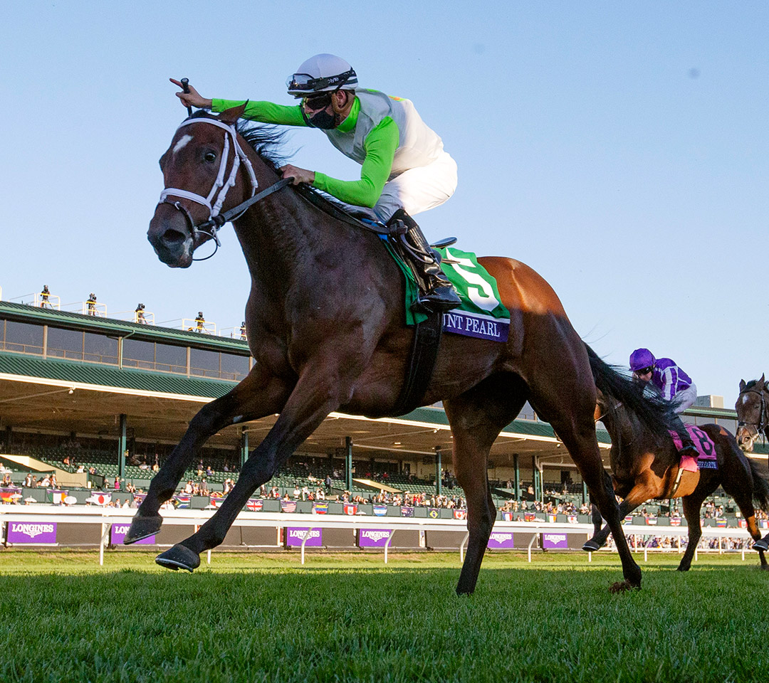 Aunt Pearl wins the 2020 Juvenile Fillies Turf at Keeneland