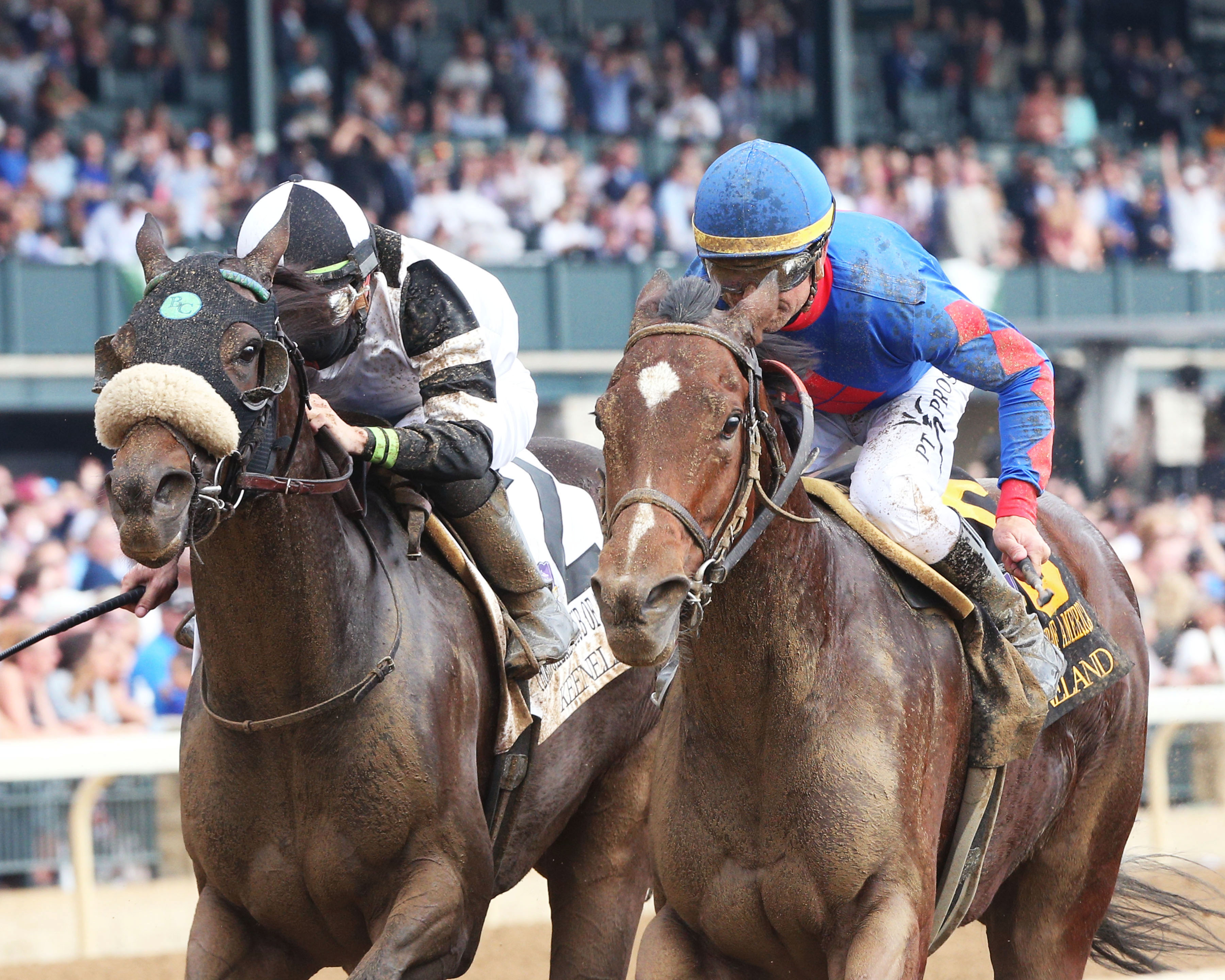 Bell's the One (right) wins TCA 10-9-2021