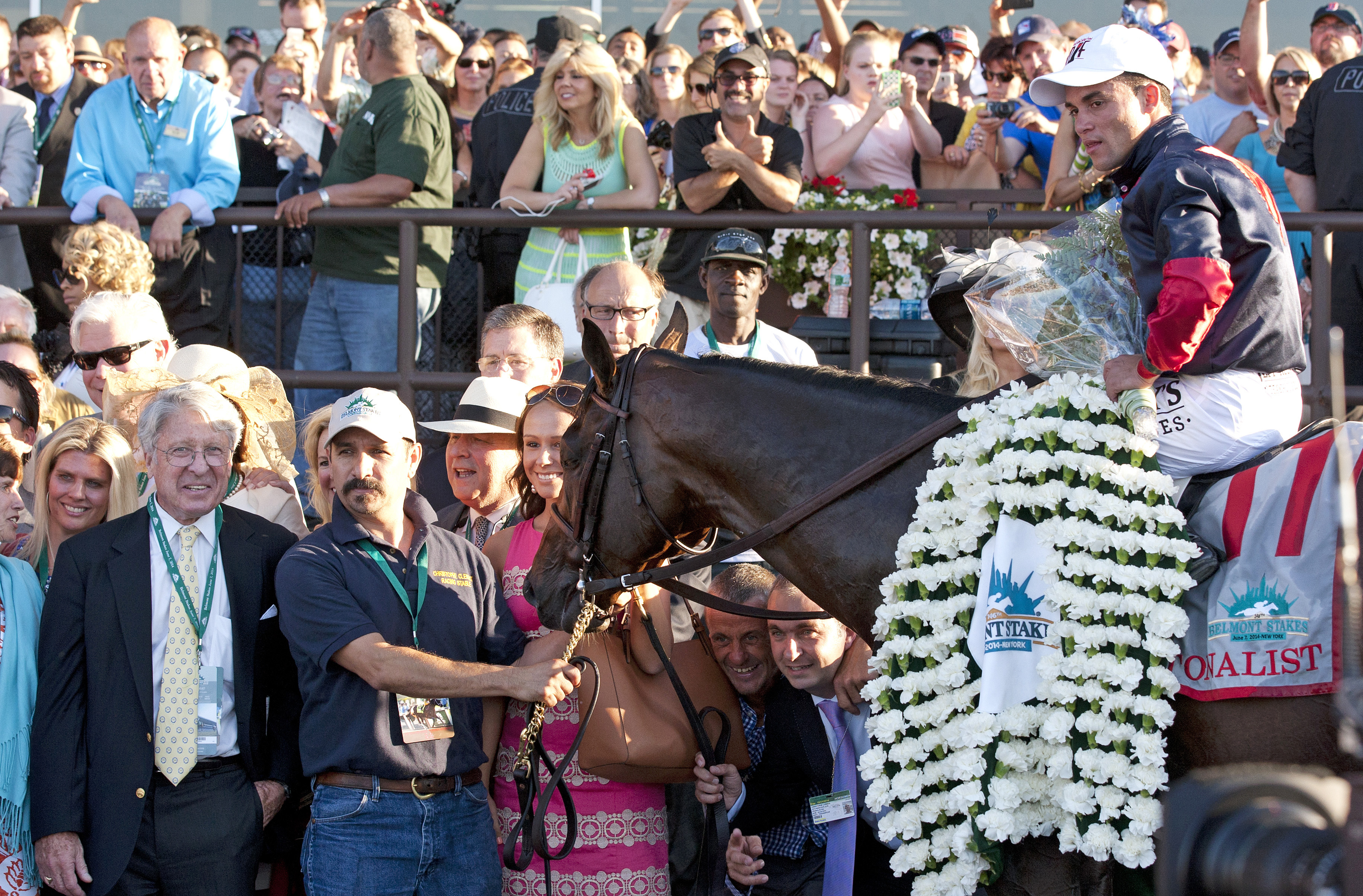 Tonalist with Robert Evans in the winner's circle