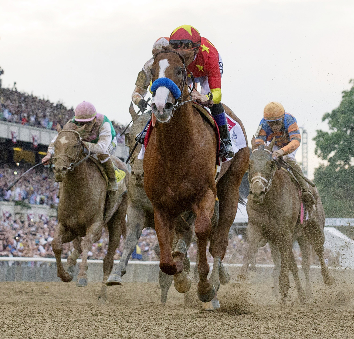 Justify wins the 2018 Belmont Stakes
