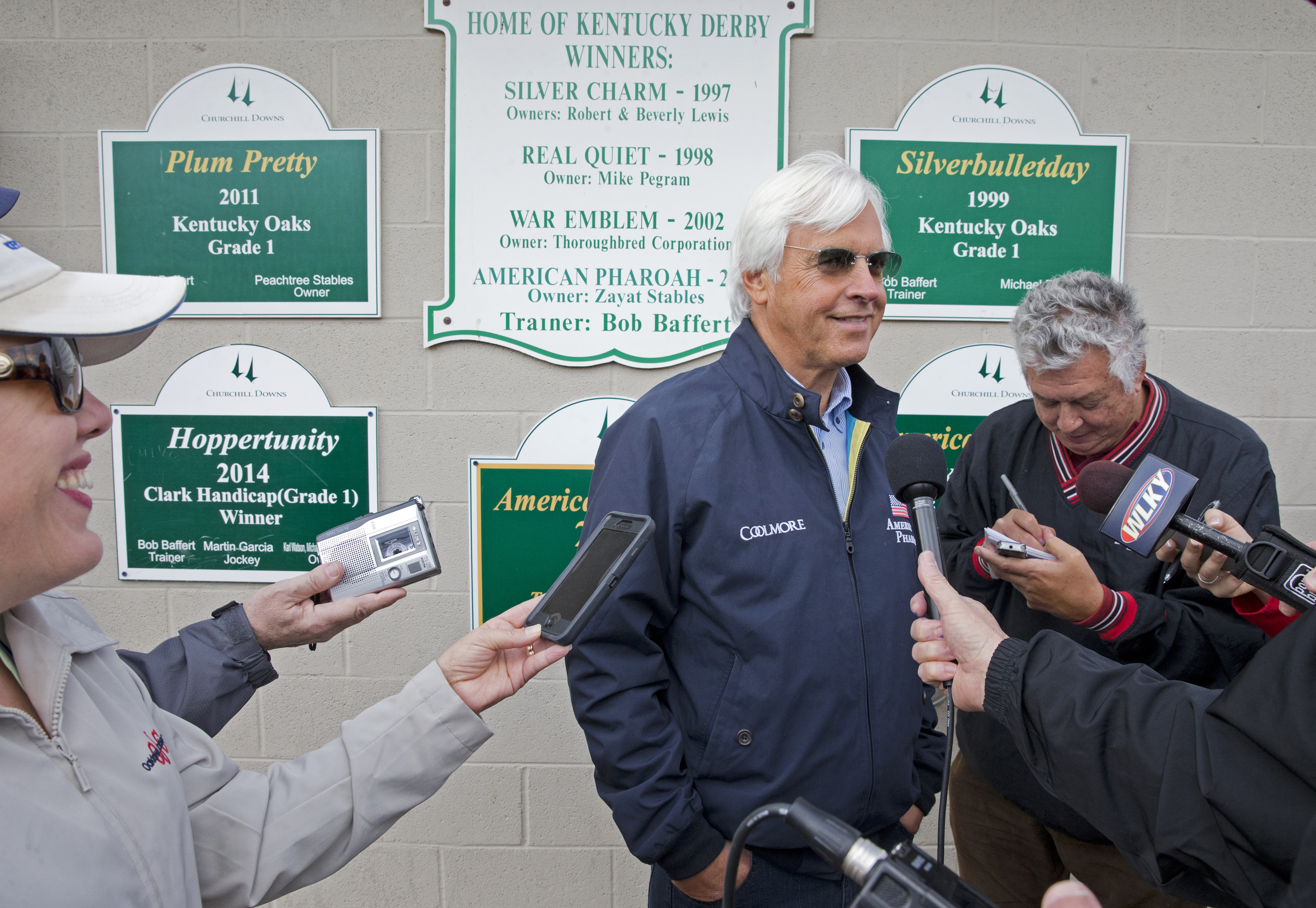 Bob Baffert with media at Churchill on May 2