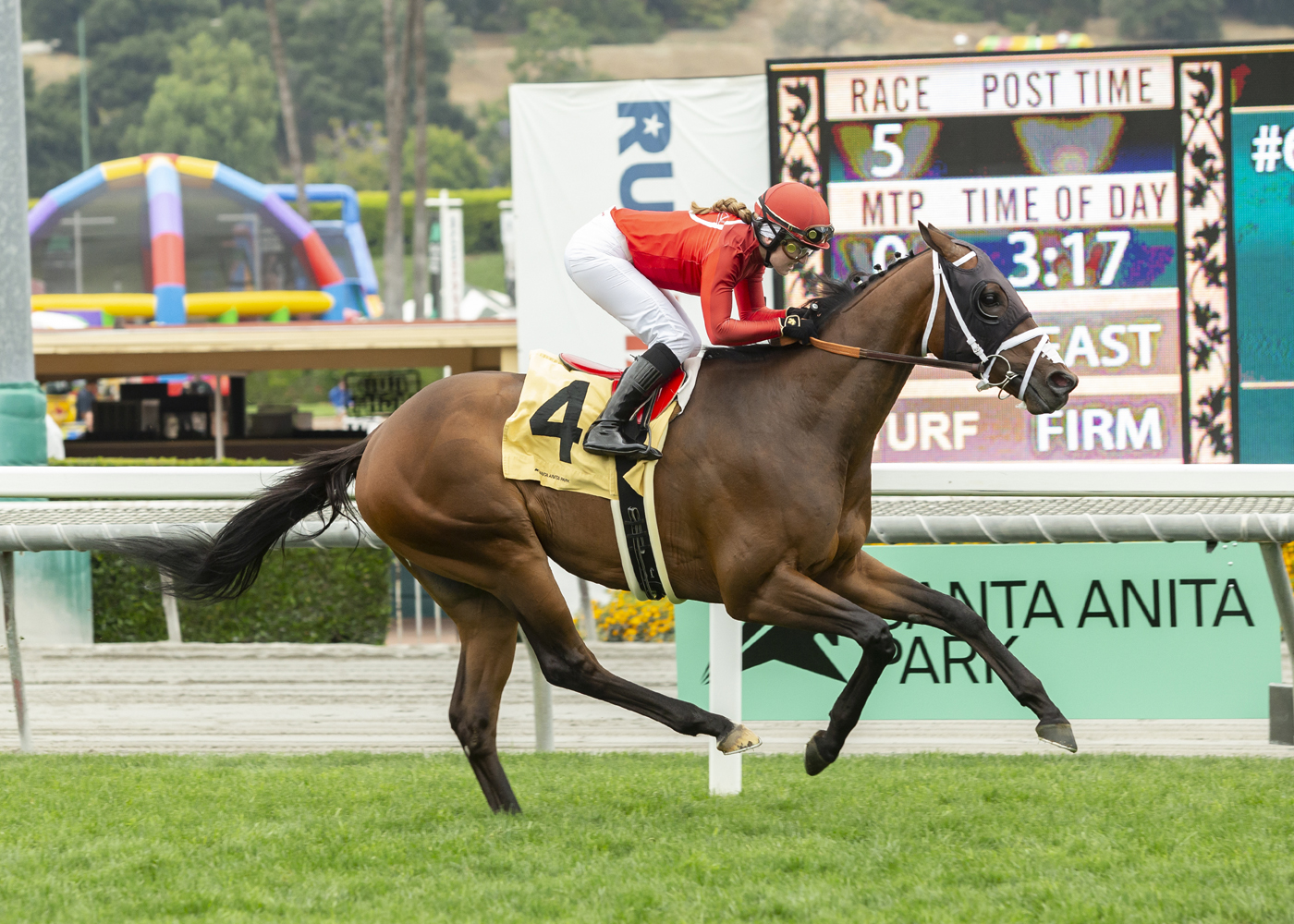 Bally's Charm wins Snow Chief 5-28-2022