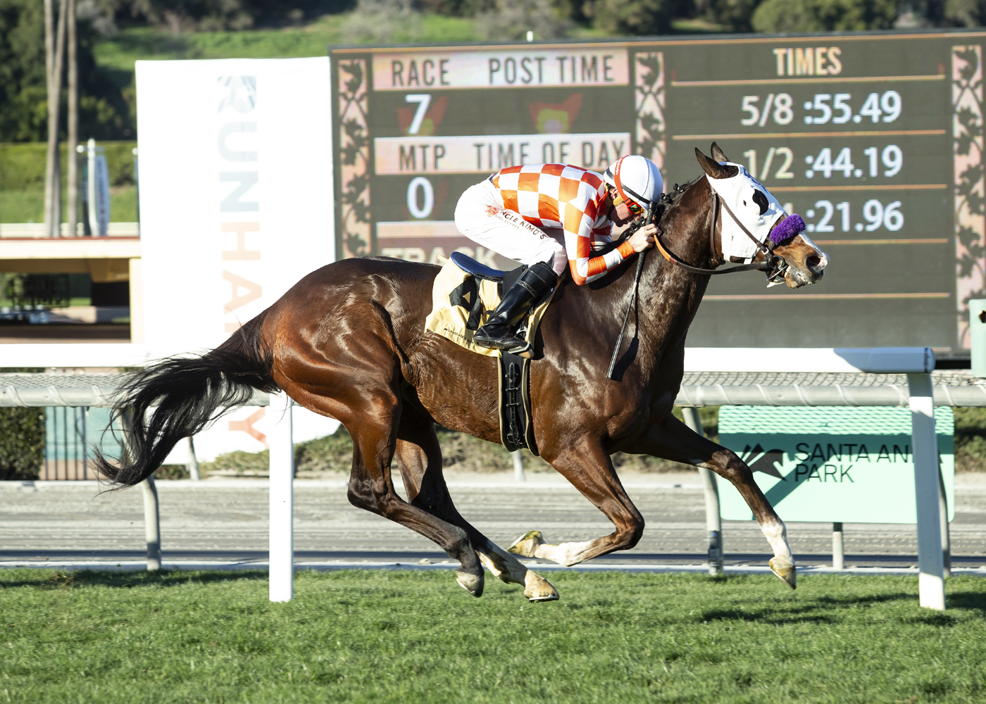 Bazzara wins Clocker' Corner 1-22-2022