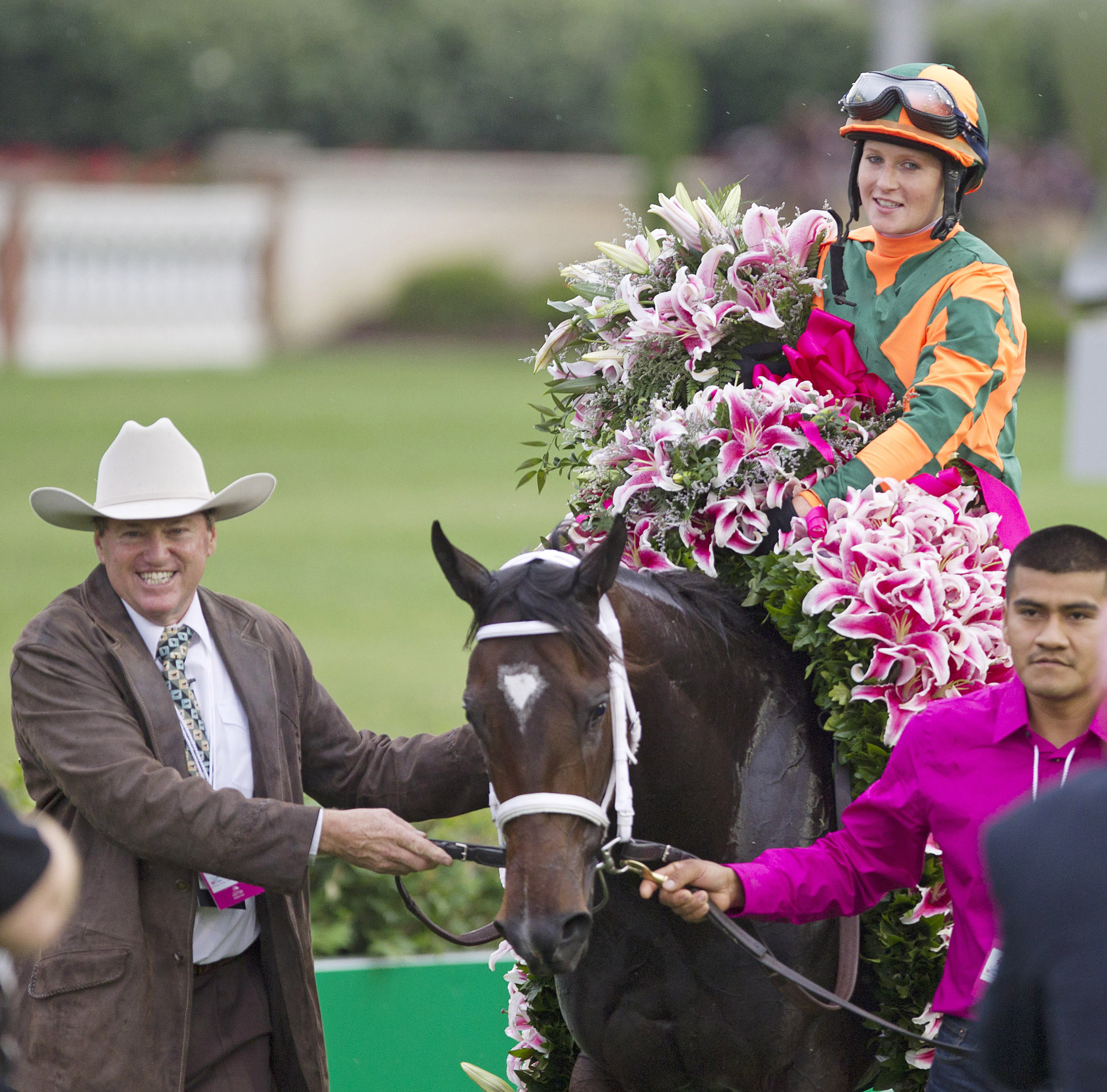 Believe You Can wins the 2012 Kentucky Oaks