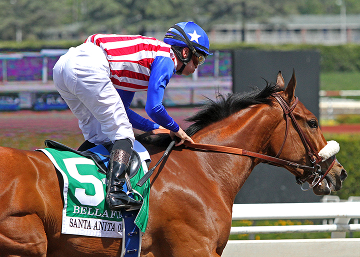 Bellafina wins the 2019 Santa Anita Oaks