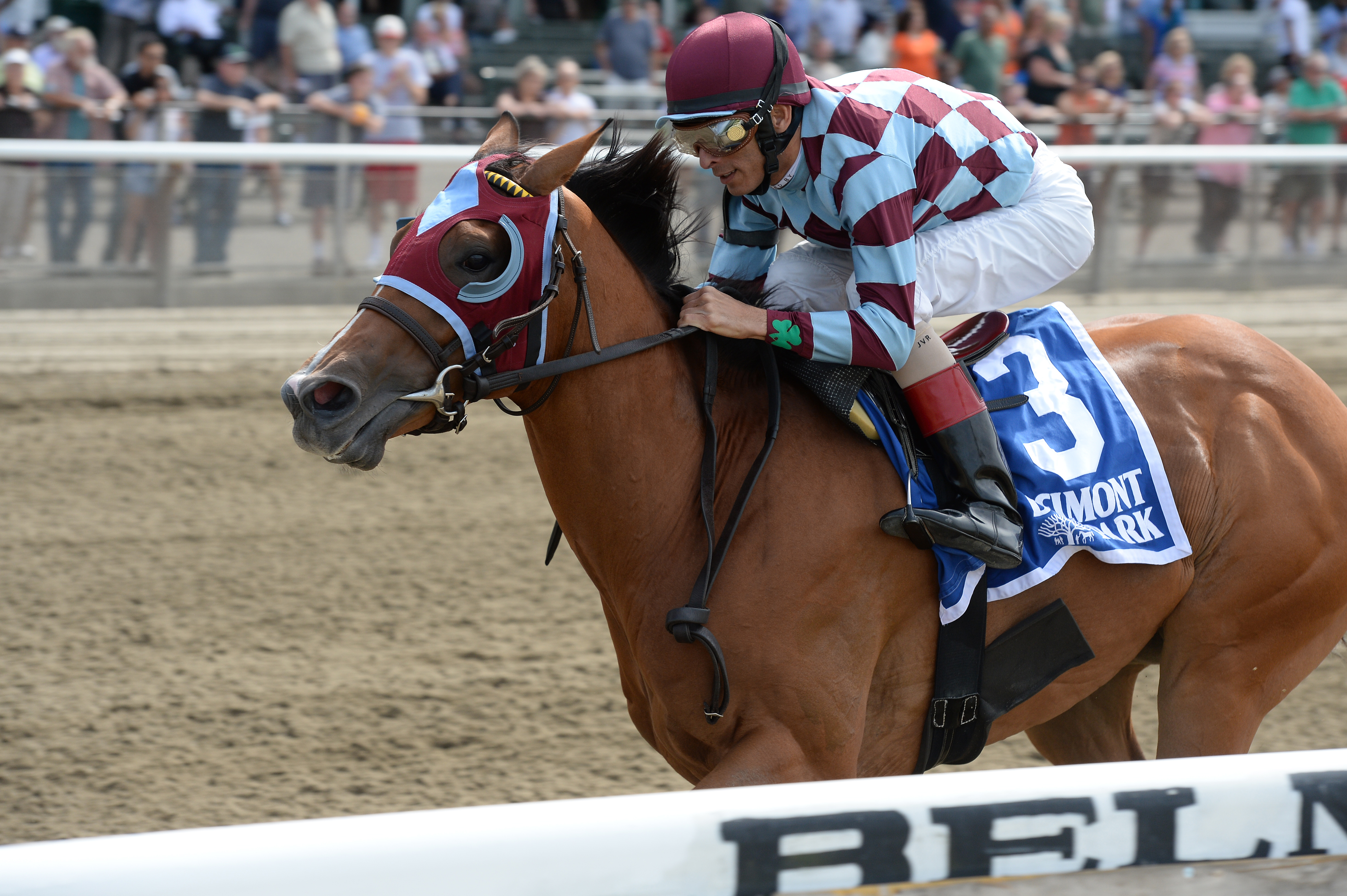 Bessie's Boy wins the Tremont