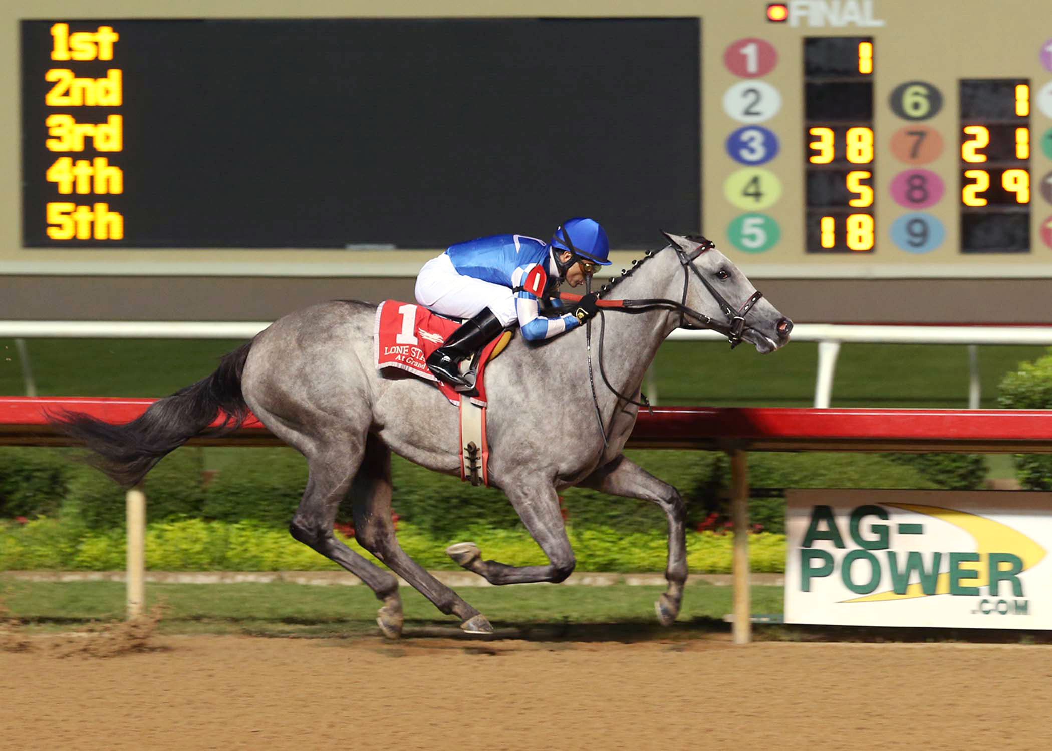 Bling On The Music wins the Texas Thoroughbred Futurity