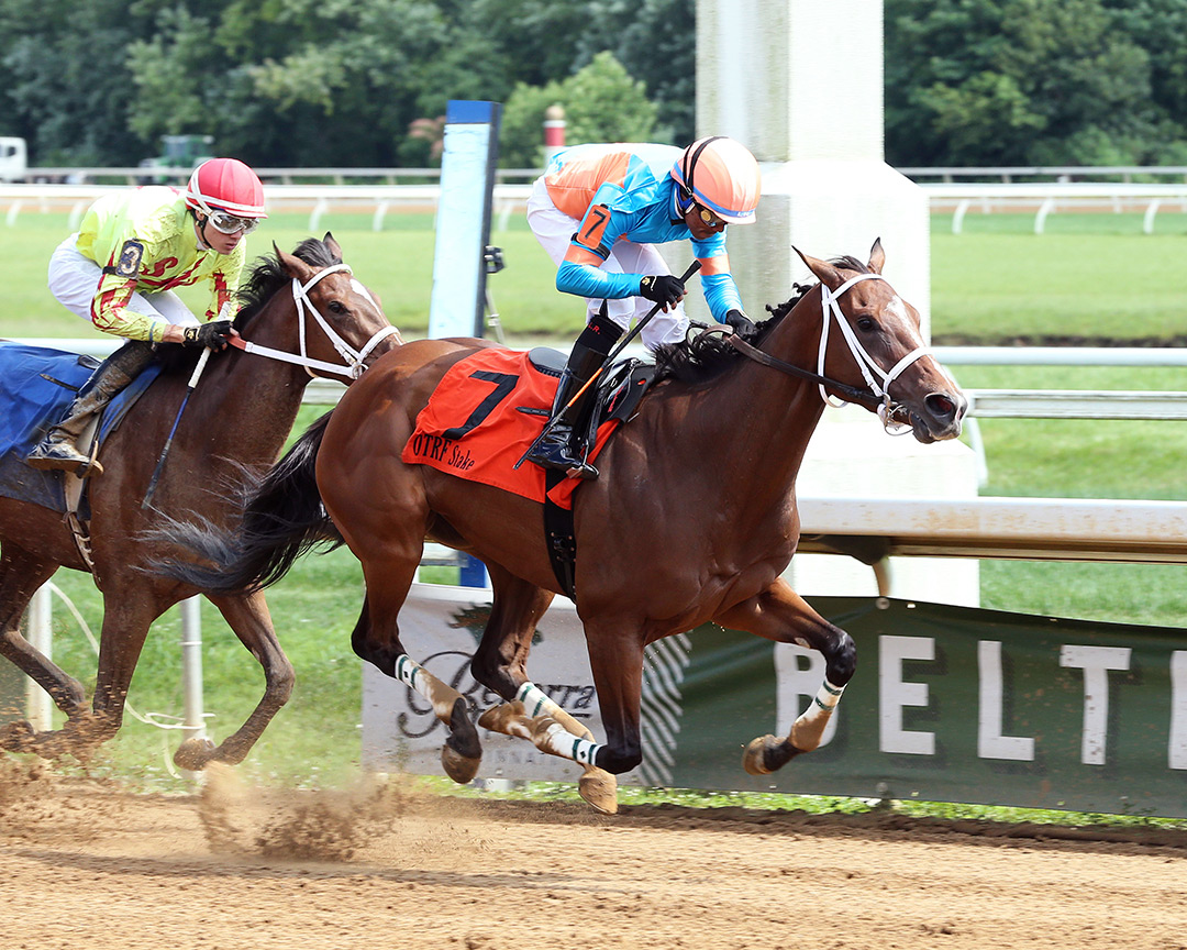 Boogie Boogie wins the 2021 Cincinnatian Stakes at Belterra Park