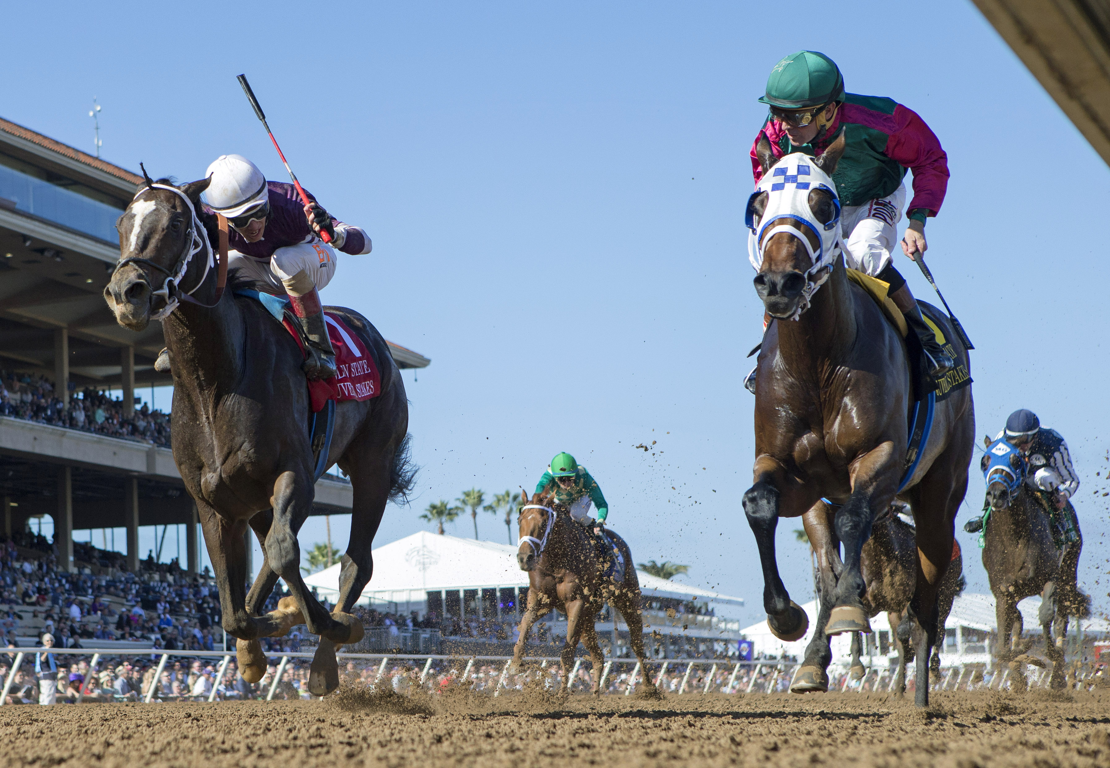 Bookies Luck wins the 2017 Golden State Juvenile Stakes