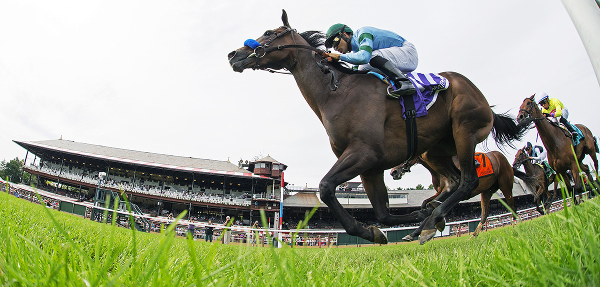 Broadway Run wins the 2018 Coronation Cup