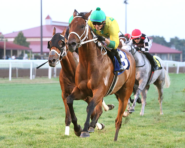 Bushrod wins the Mystic Lake Turf Express