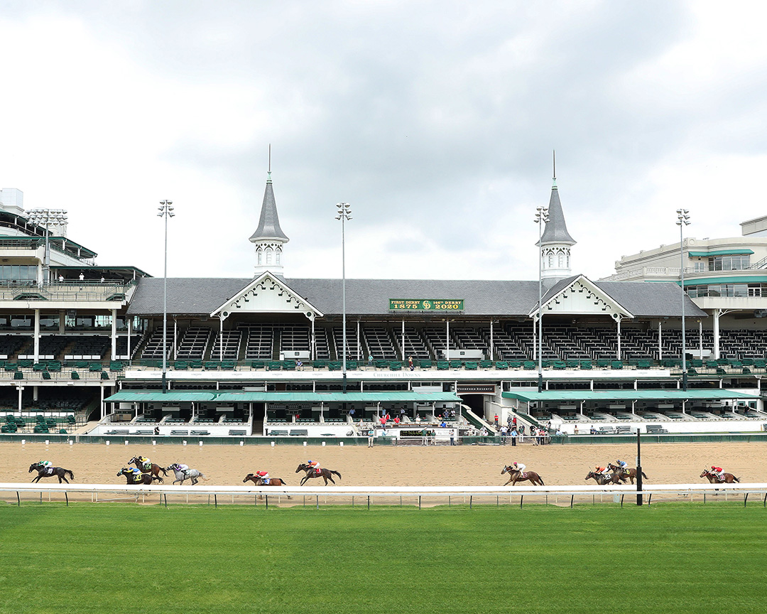 Churchill Downs first race reopening after coronavirus, empty stands