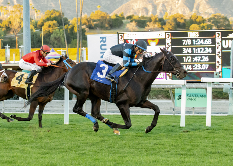 Cabo Spirit wins Eddie Logan 1-2-2022