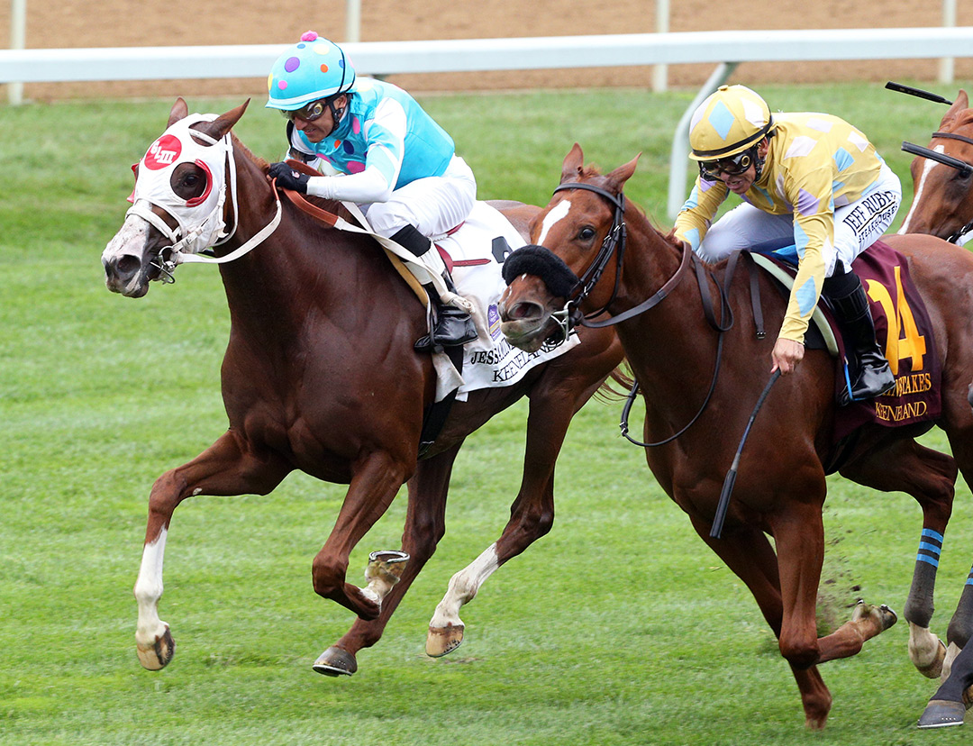 Diamond Wow (right) is beaten by California Angel in the Jessamine Stakes at Keeneland
