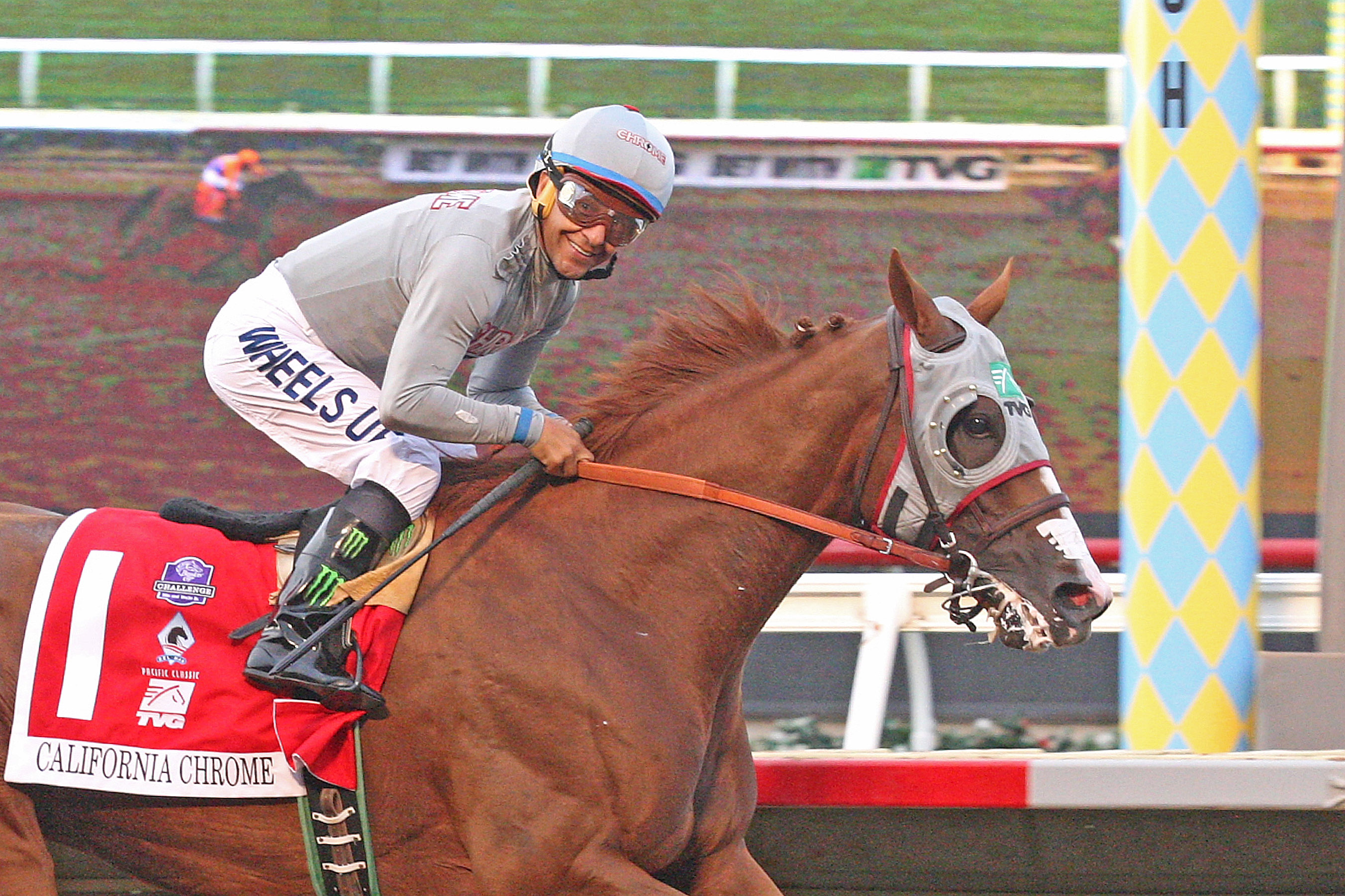 California Chrome wins Pacific Classic