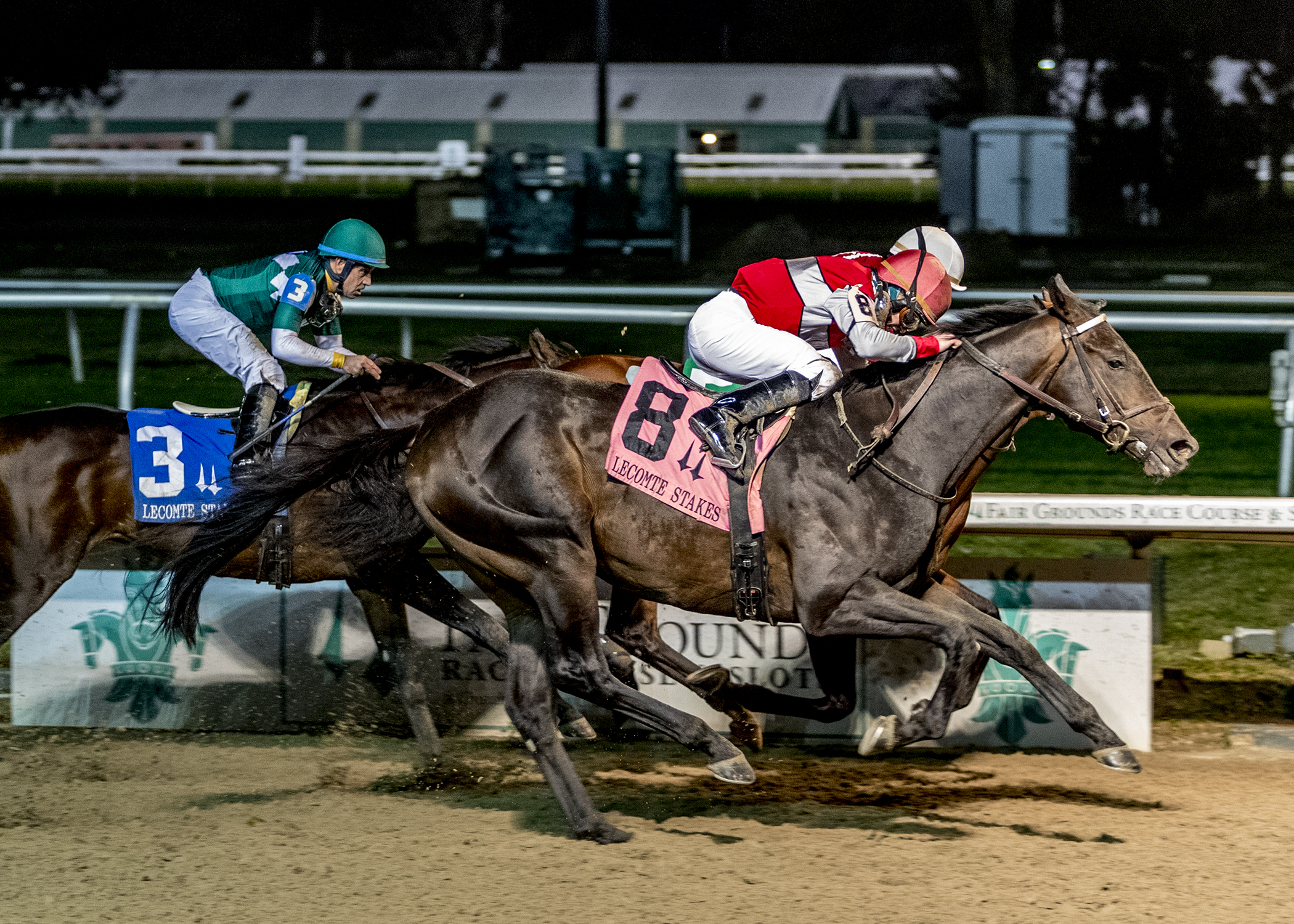 Call Me Midnight (8) wins Lecomte 1-22-2022