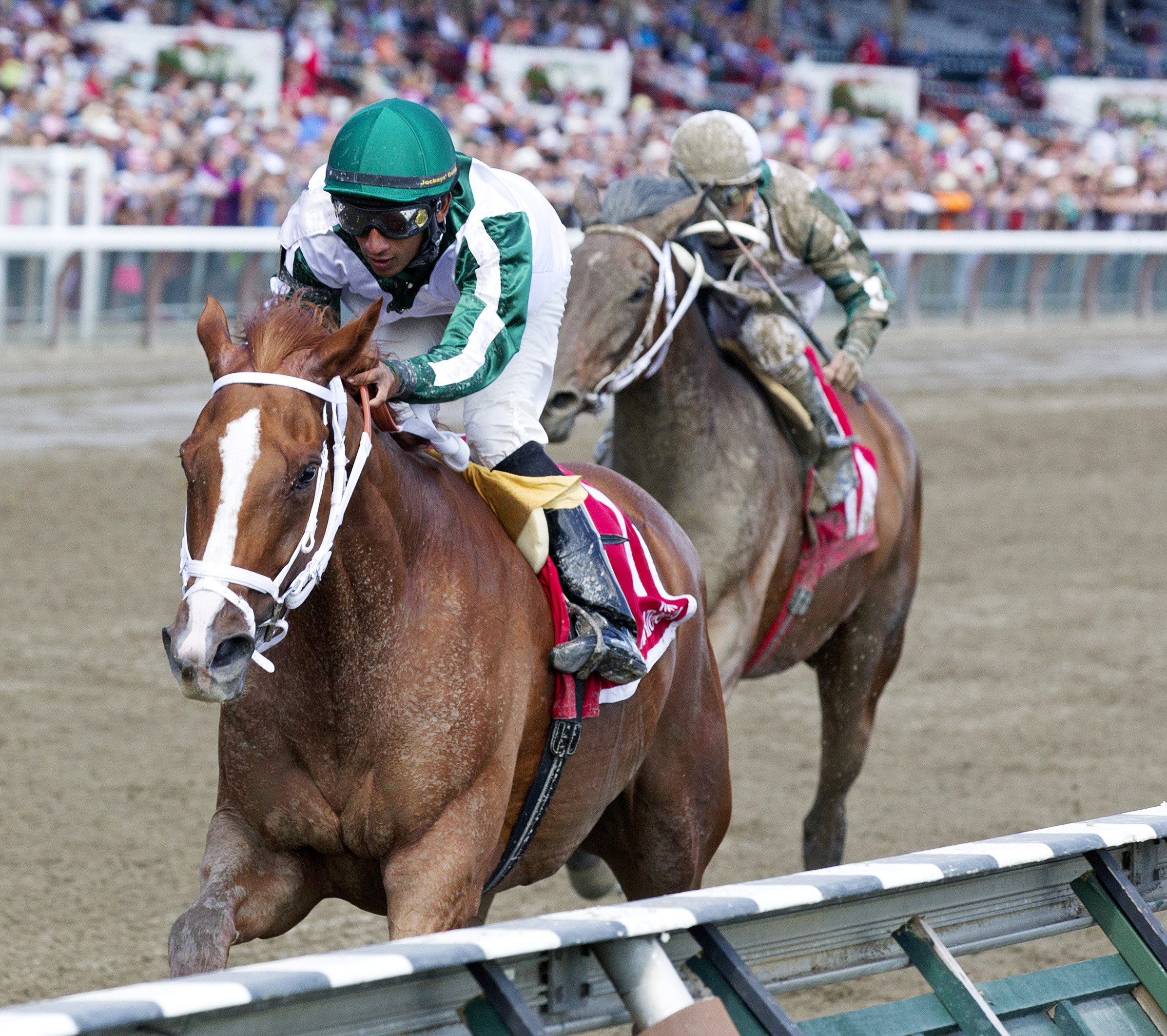 Carameaway wins the Saratoga Dew Stakes