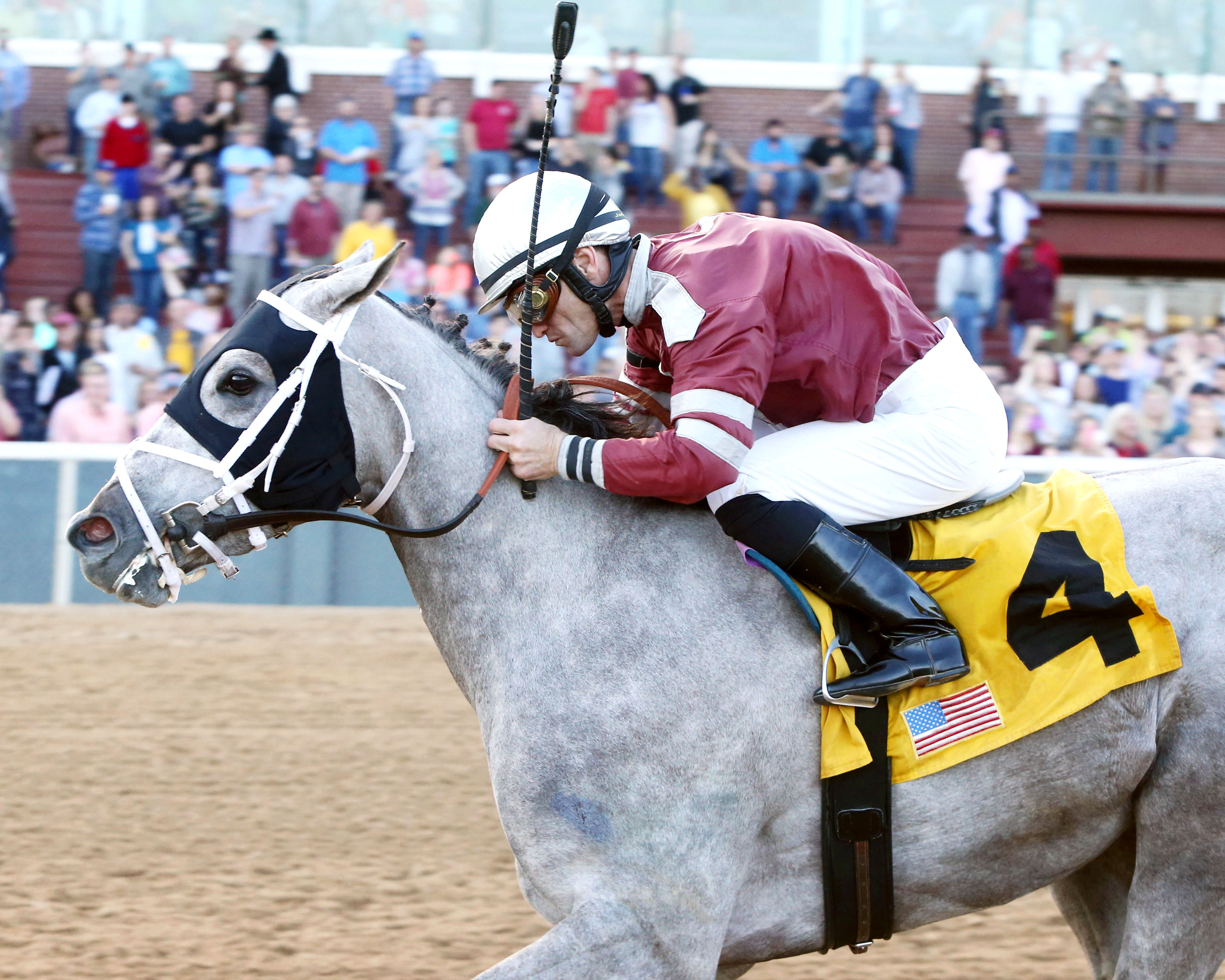 Chanel's Legacy wins the Martha Washington