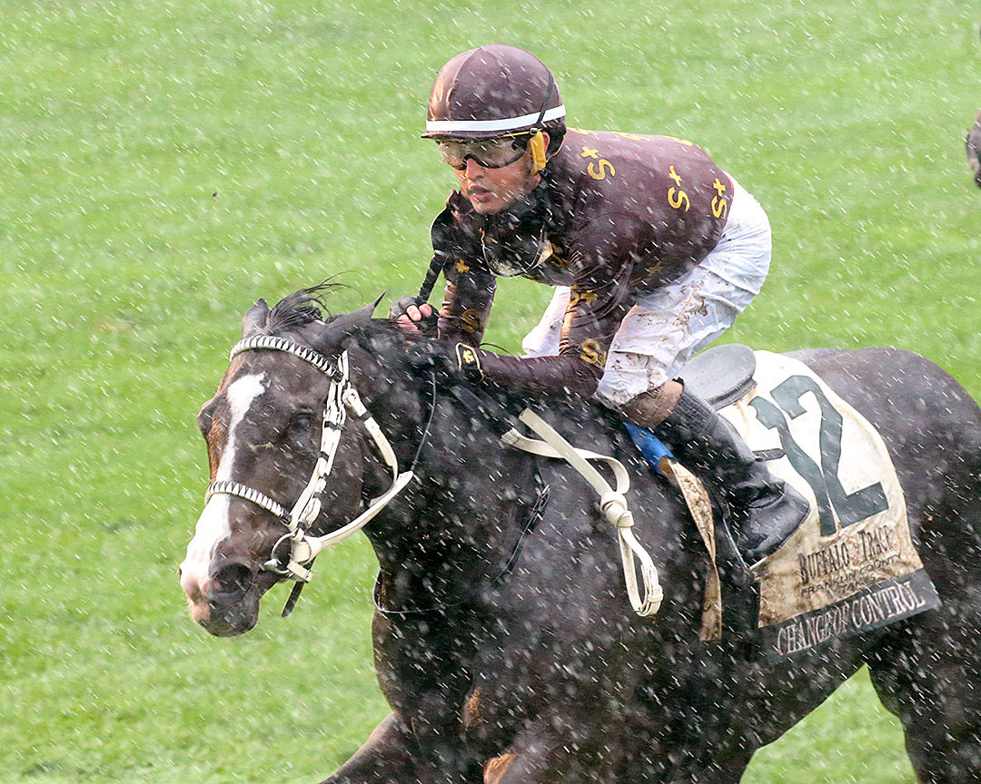 Change of Control wins the 2021 Franklin County Stakes at Keeneland