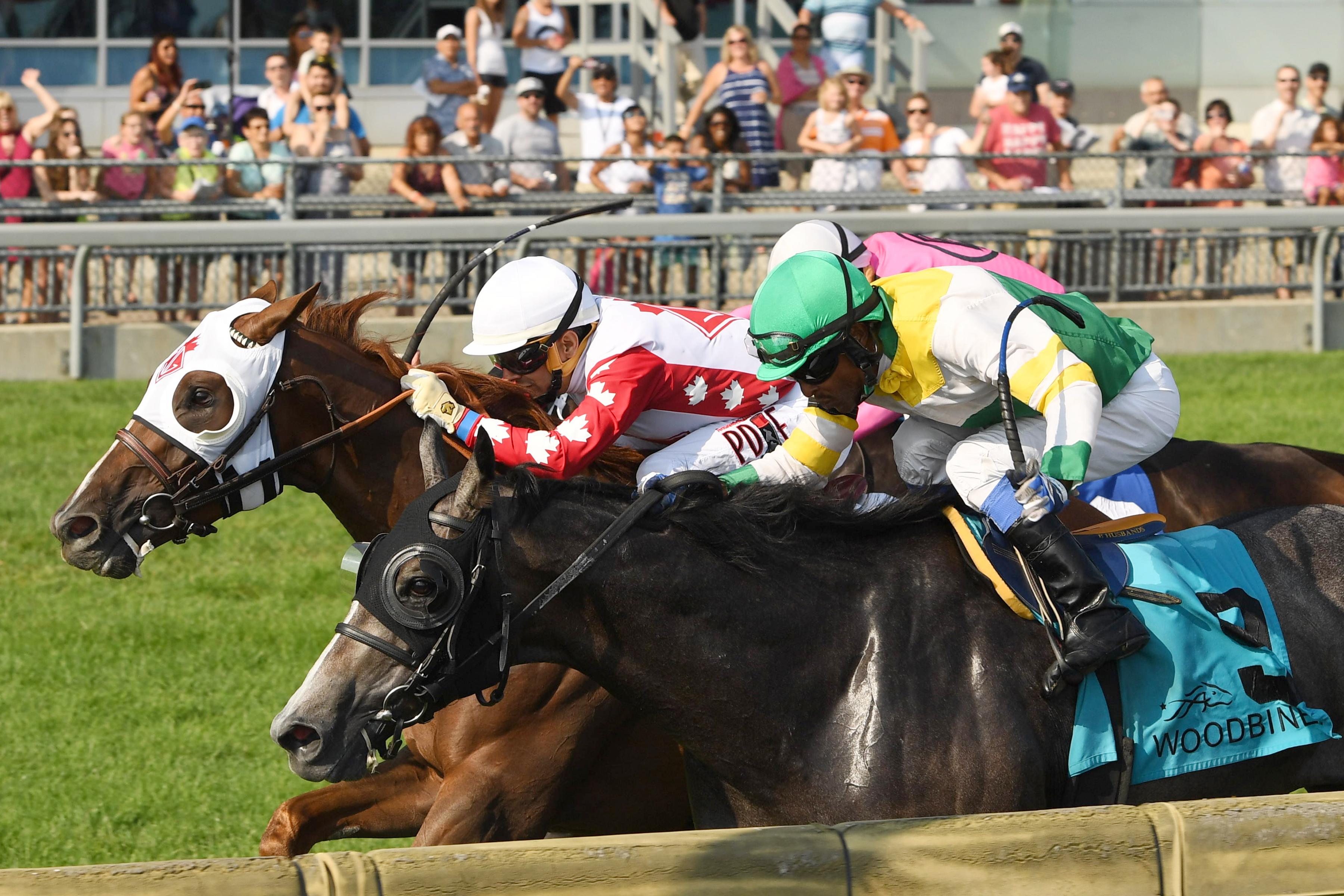 Channel Maker wins the 2017 Breeders Stakes