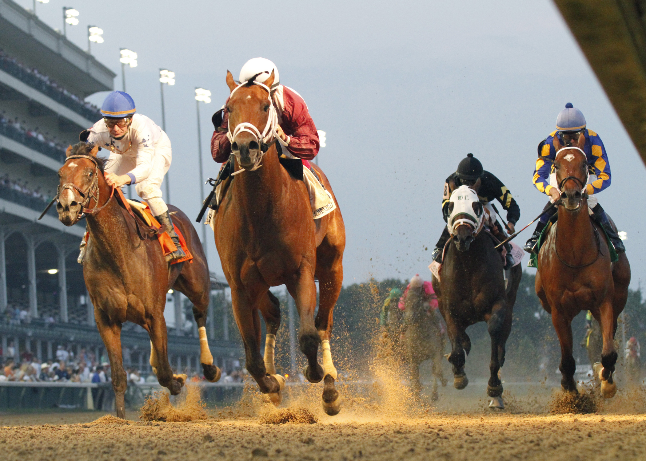 Circle Unbroken wins the 2012 Bashford Manor