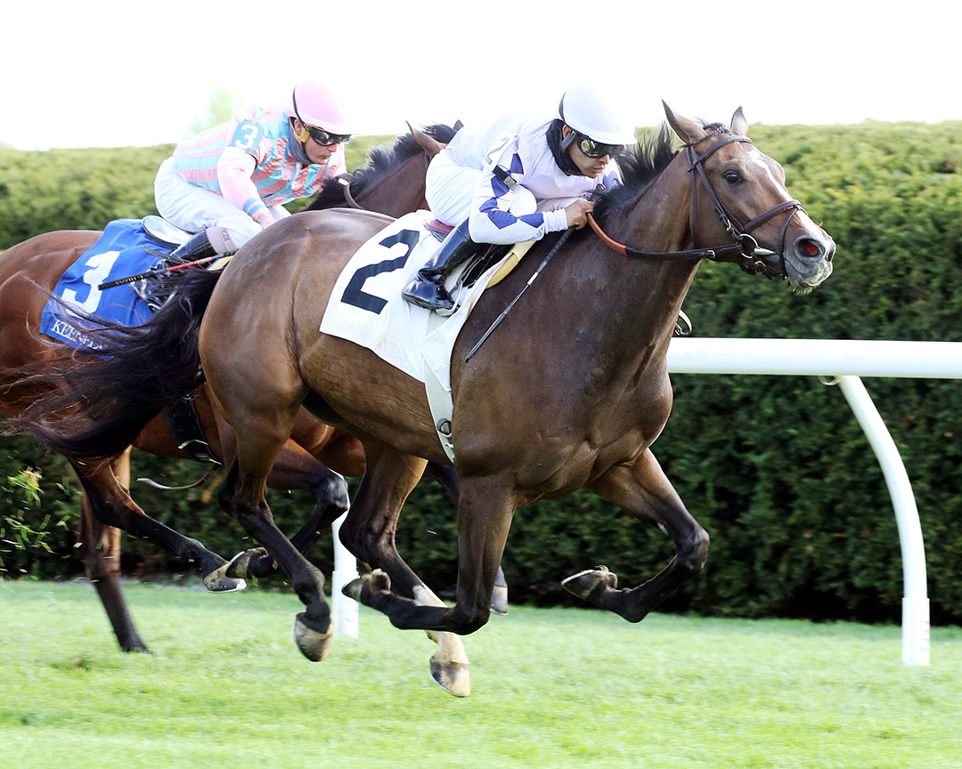 Coastana wins an April 15 maiden at Keeneland