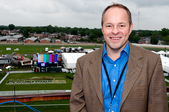 Larry Collmus at Pimlico
