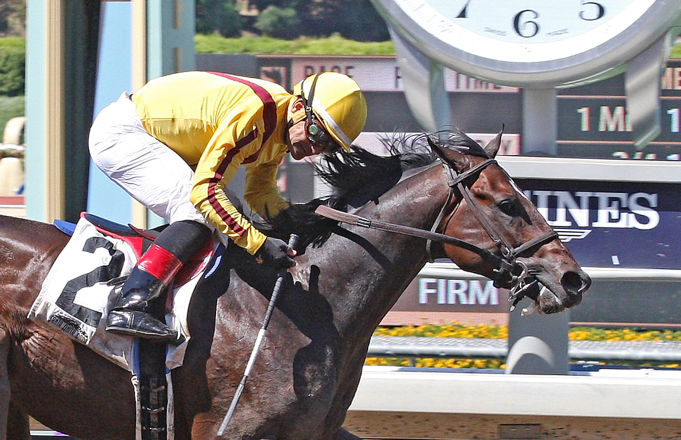 Colonist wins an April 29 allowance