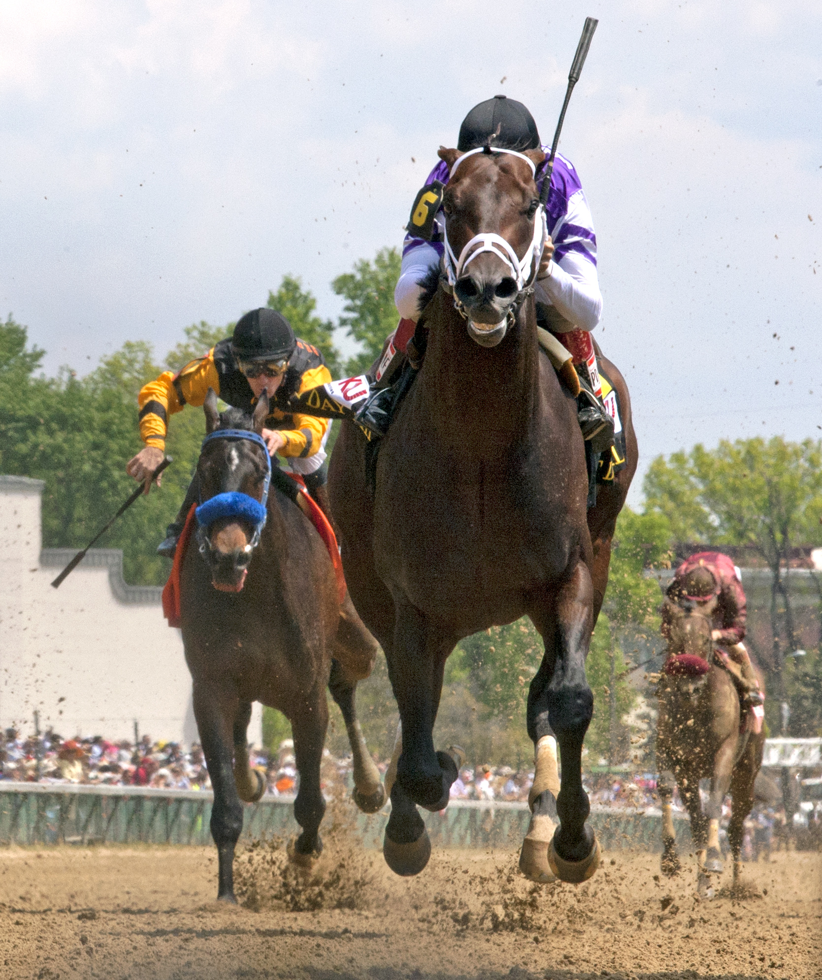 Competitive Edge wins the Pat Day Mile
