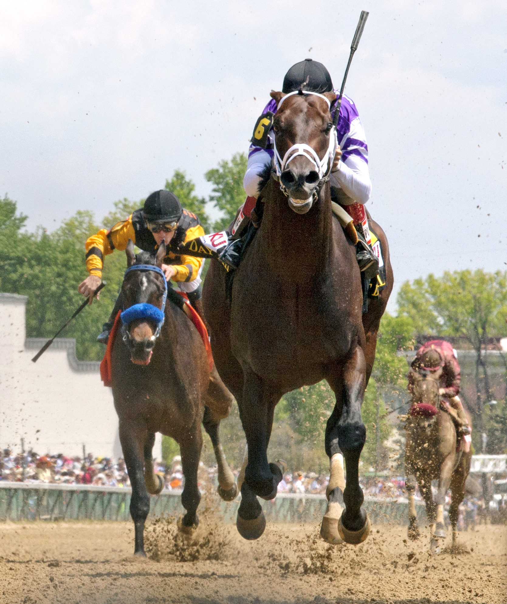 Competitive Edge wins the Pat Day Mile