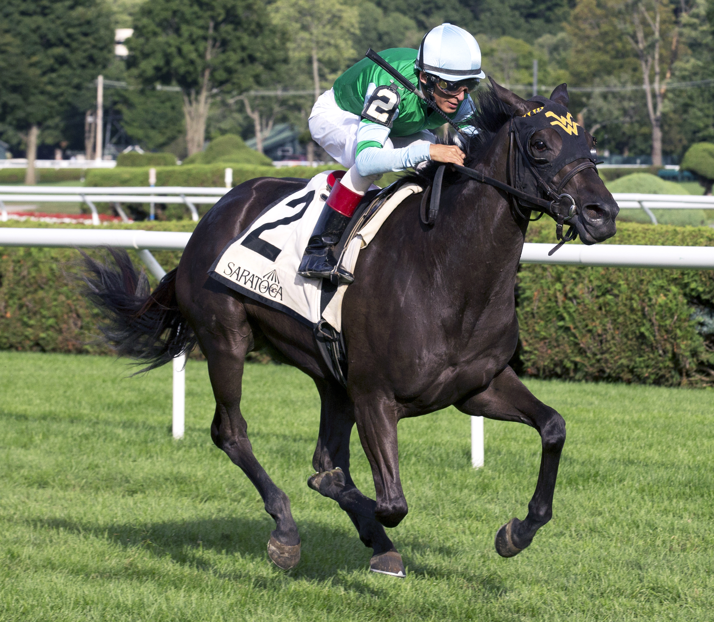 Con Te Partiro wins the 2016 Bolton Landing Stakes