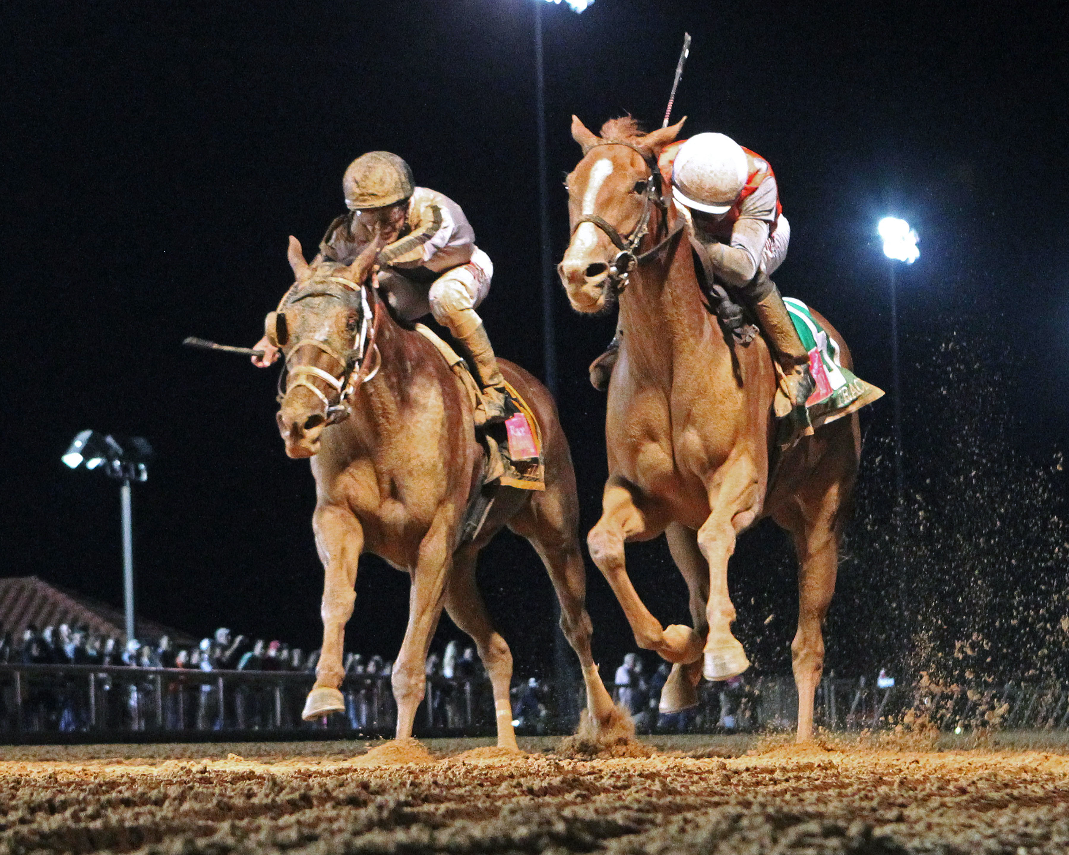 Covey Trace wins the Charles Town Oaks